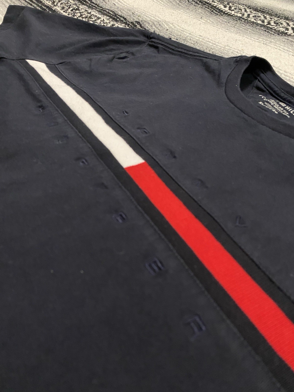Tommy Hilfiger Y2K Style Tino T Shirt Mens XL Black Embroidered Logo Tee