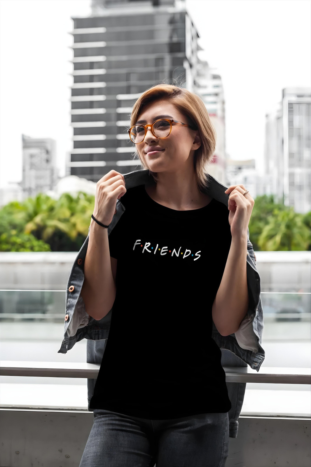 FRIENDS Black T-Shirt Size S-5XL