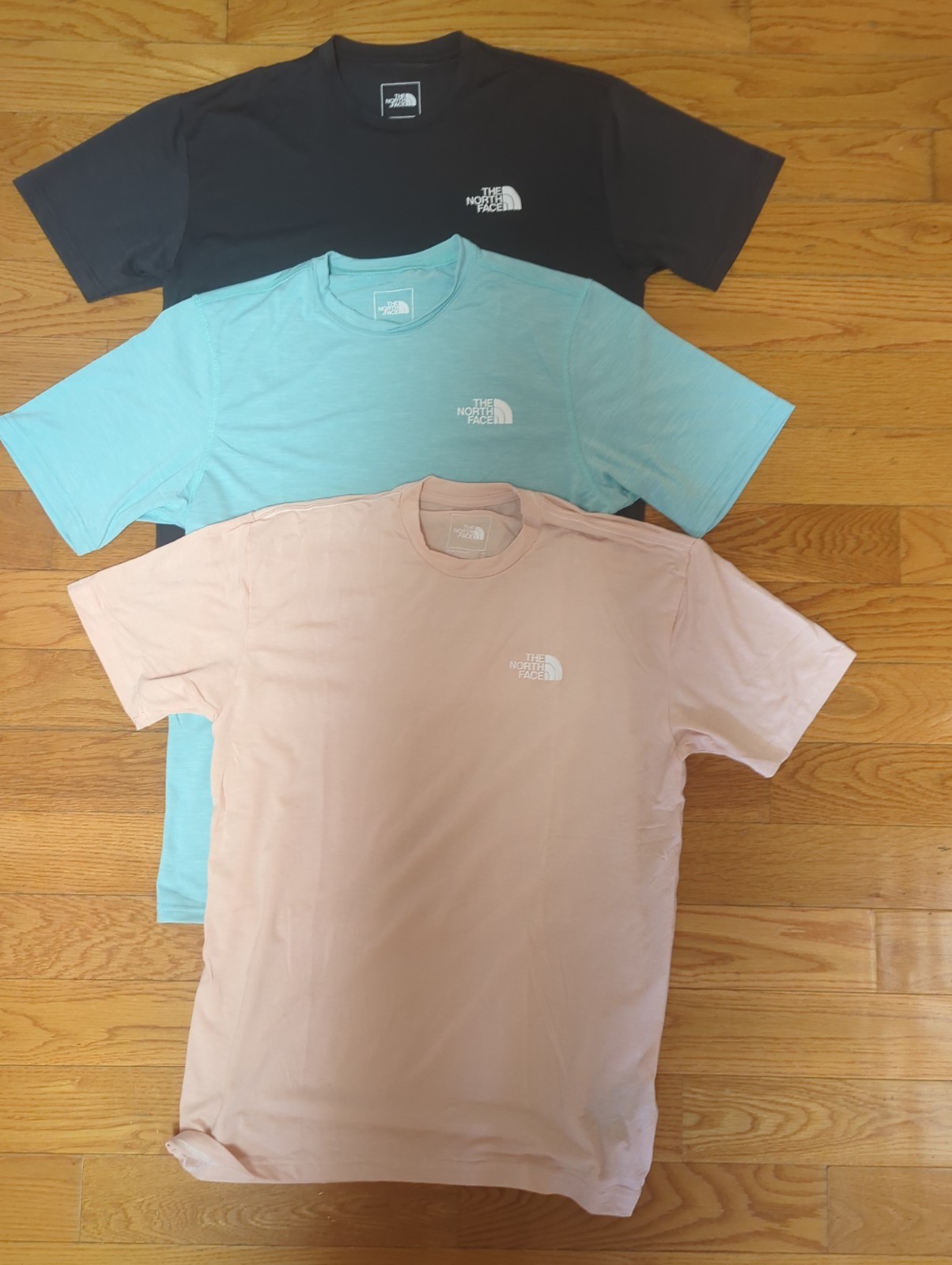 Lot Of 3 North Face Mens Shirts. Medium. Dark grey, Blue And Peach. NWOT READ