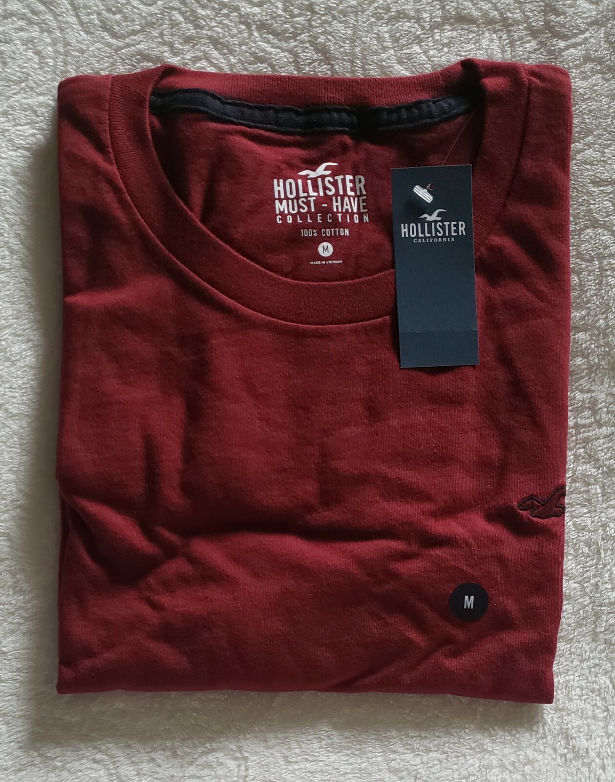 Hollister Men’s Must-Have Crewneck Short Sleeves T-Shirt Burgundy Size Medium