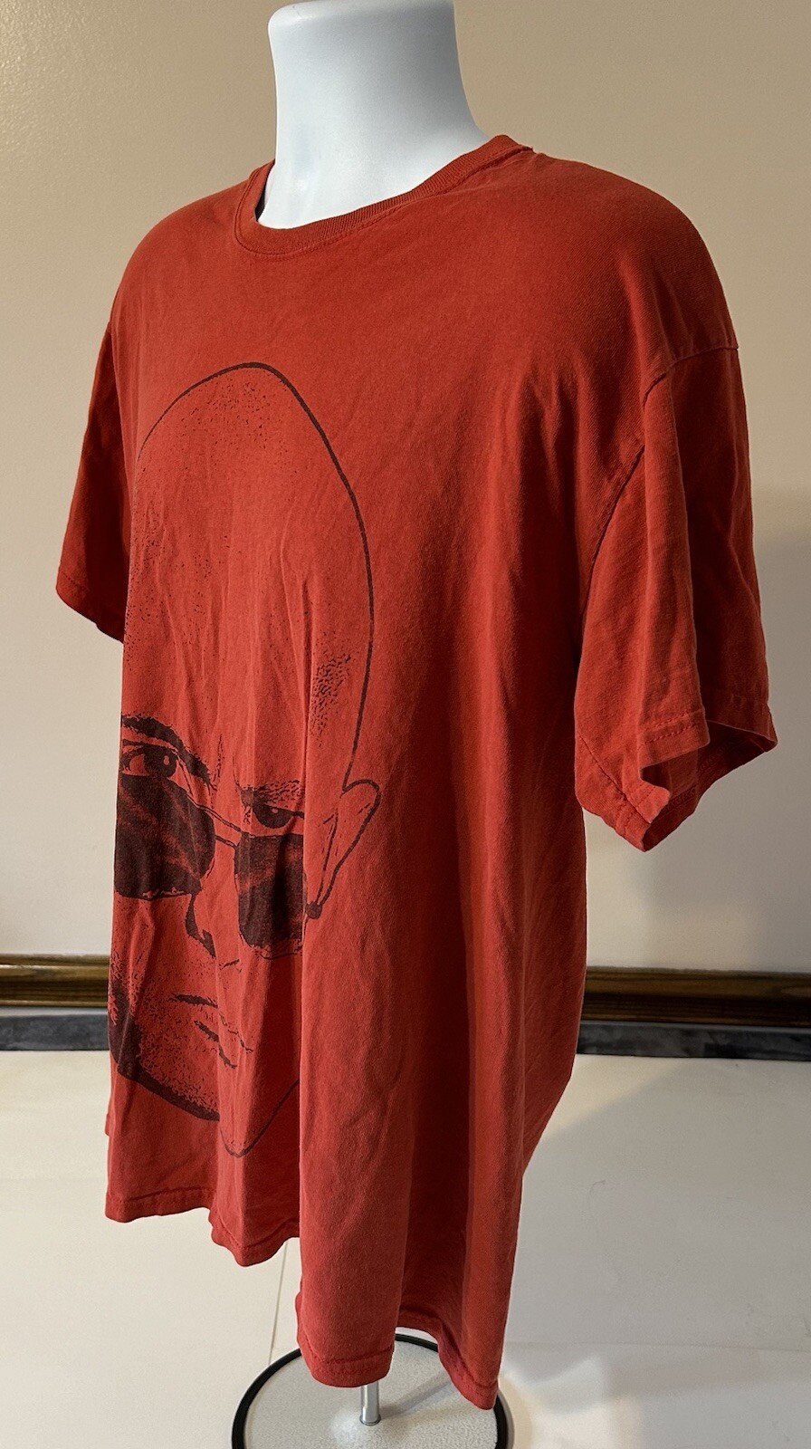 The Rock Dwayne Johnson WWE Shirt Men Large Red Short Sleeve Face Profile