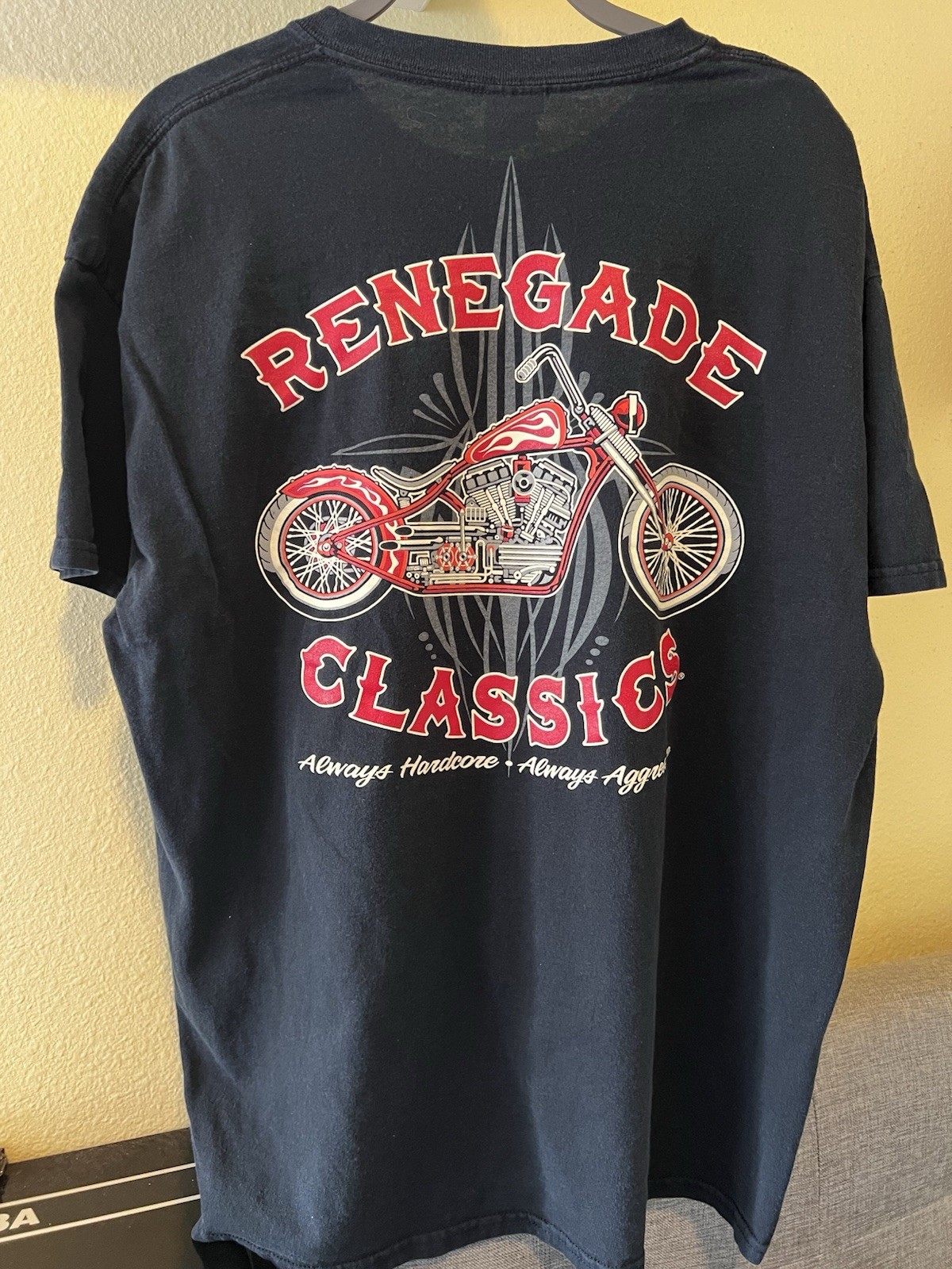 Motorcycle Renegade Classics Graphic Men’s T-shirt Size XL on Gildan Label