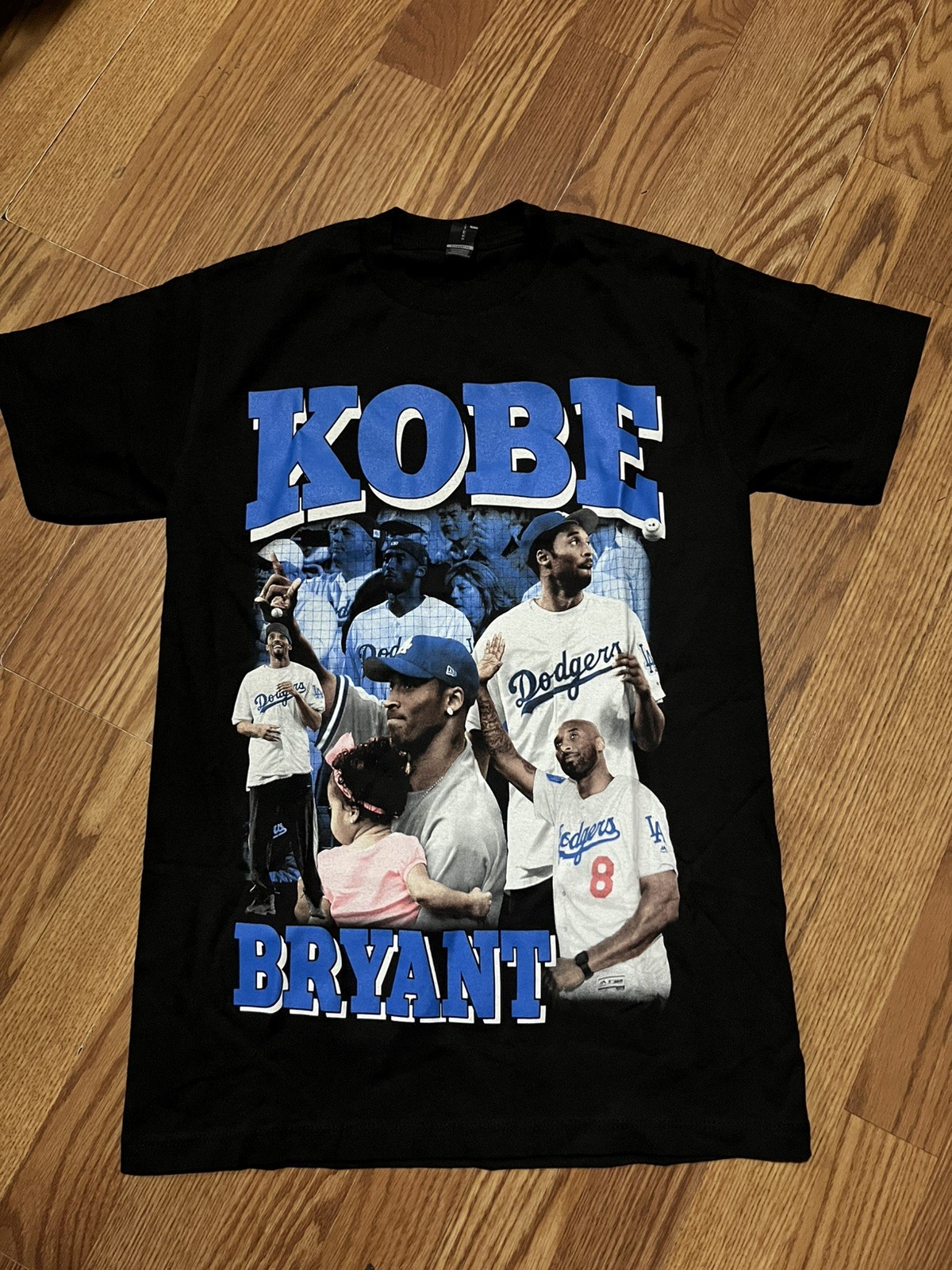 Kobe Bryant LA Dodgers Tee Black Small 100% cotton