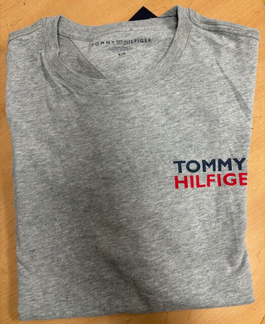 Tommy Hilfiger Men’s Crewneck Casual Short Sleeve T-shirt (GRAY SMALL)NWT