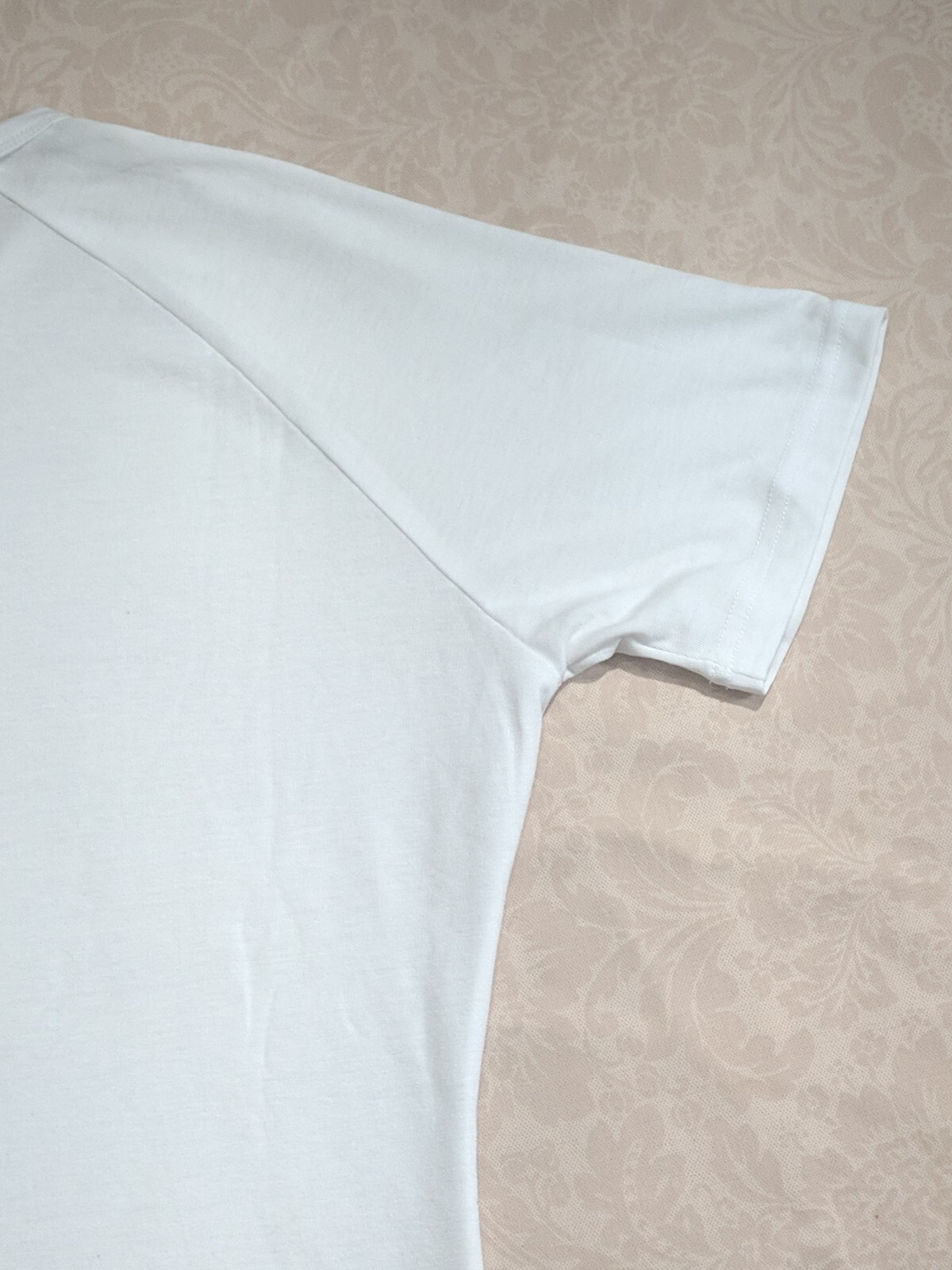 COOFANDY Men’s T-Shirt size S White Dri-Fit Comfort Fabric NWT