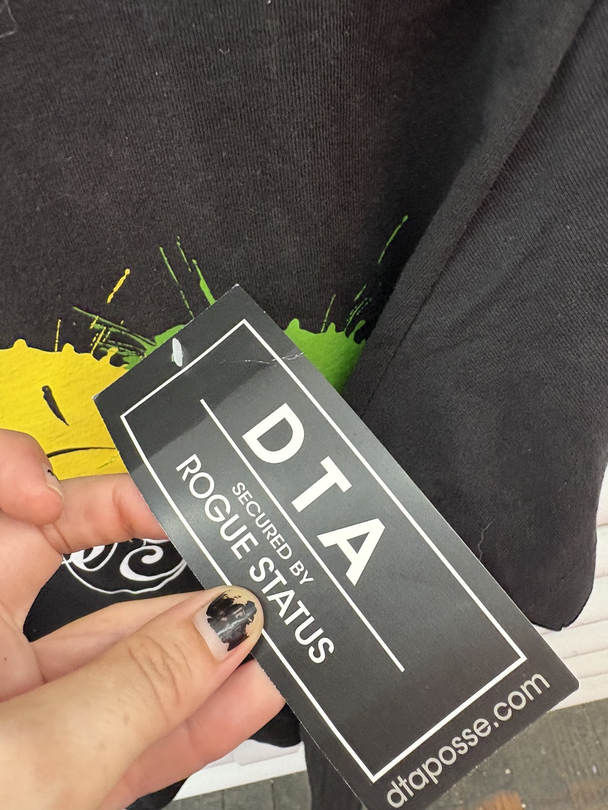 DTA Rogue Status Shirt Mens Small Black Rasta Graphic Tee Red Yellow Green Faces