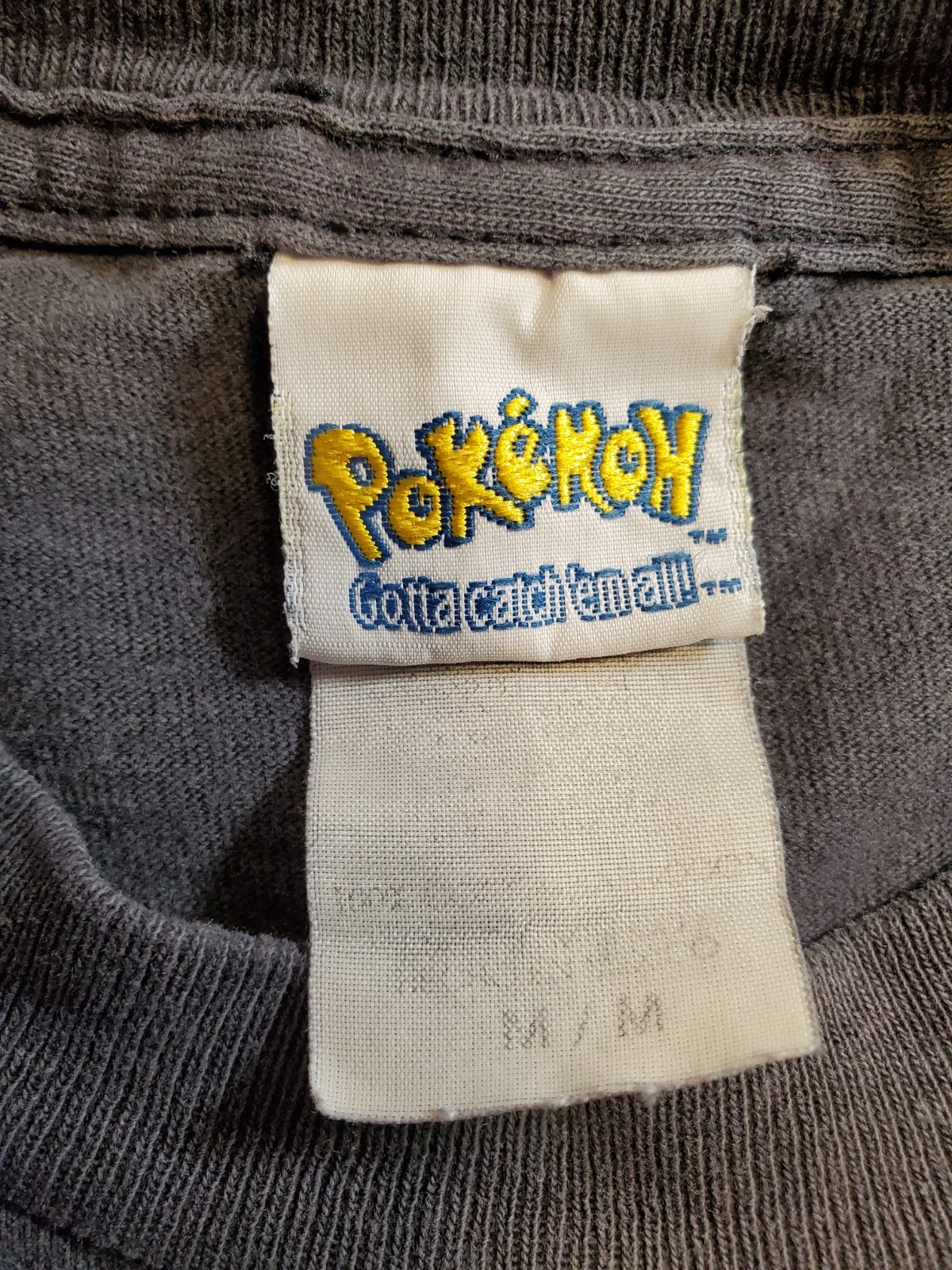 Vintage 1999 Pokemon Pikachu Nintendo T-Shirt XS Black Faded Distressed Nice!