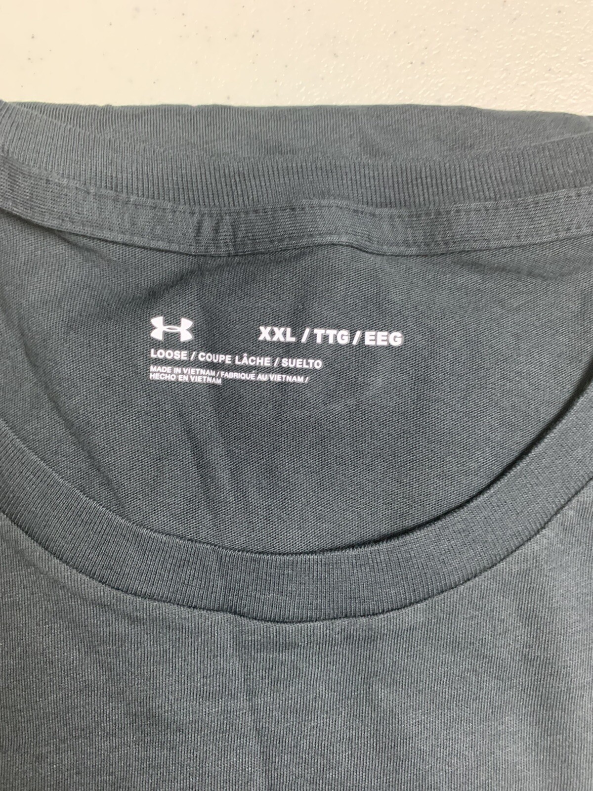 Under Armour Athletic Black Box Logo Loose Fit Graphic T-Shirt 2XL XXL Brand New