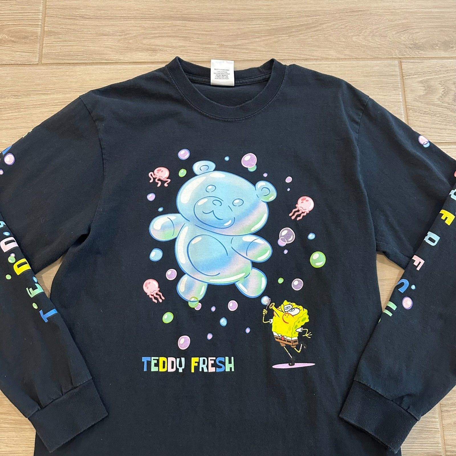 Teddy Fresh x Spongebob Collab Blowing Bubbles Long Sleeve Shirt Size L
