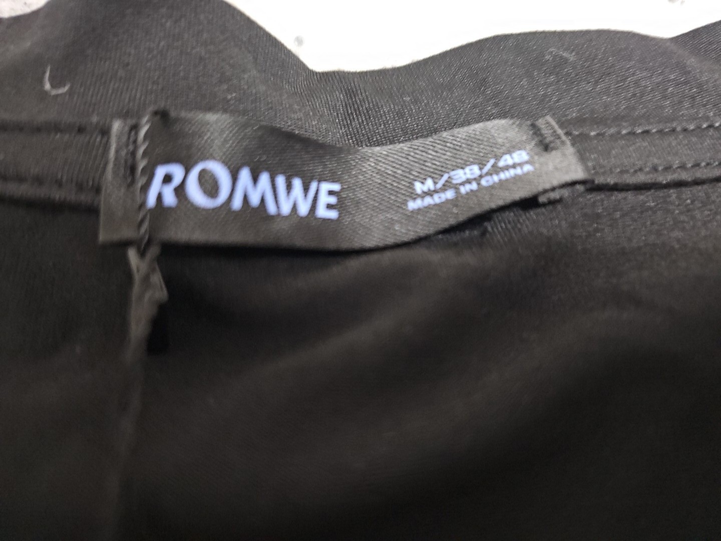 NEW ROMWE “MY JOINT Rhythm Personality STTUS” Black S/S TShirt SZ Medium