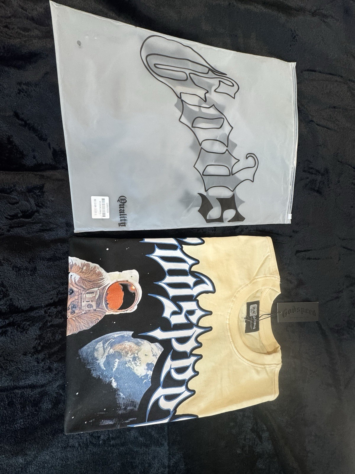 Godspeed Men’s Limited Edition Graphic Print Logo T-Shirt L Crew Neck Beige
