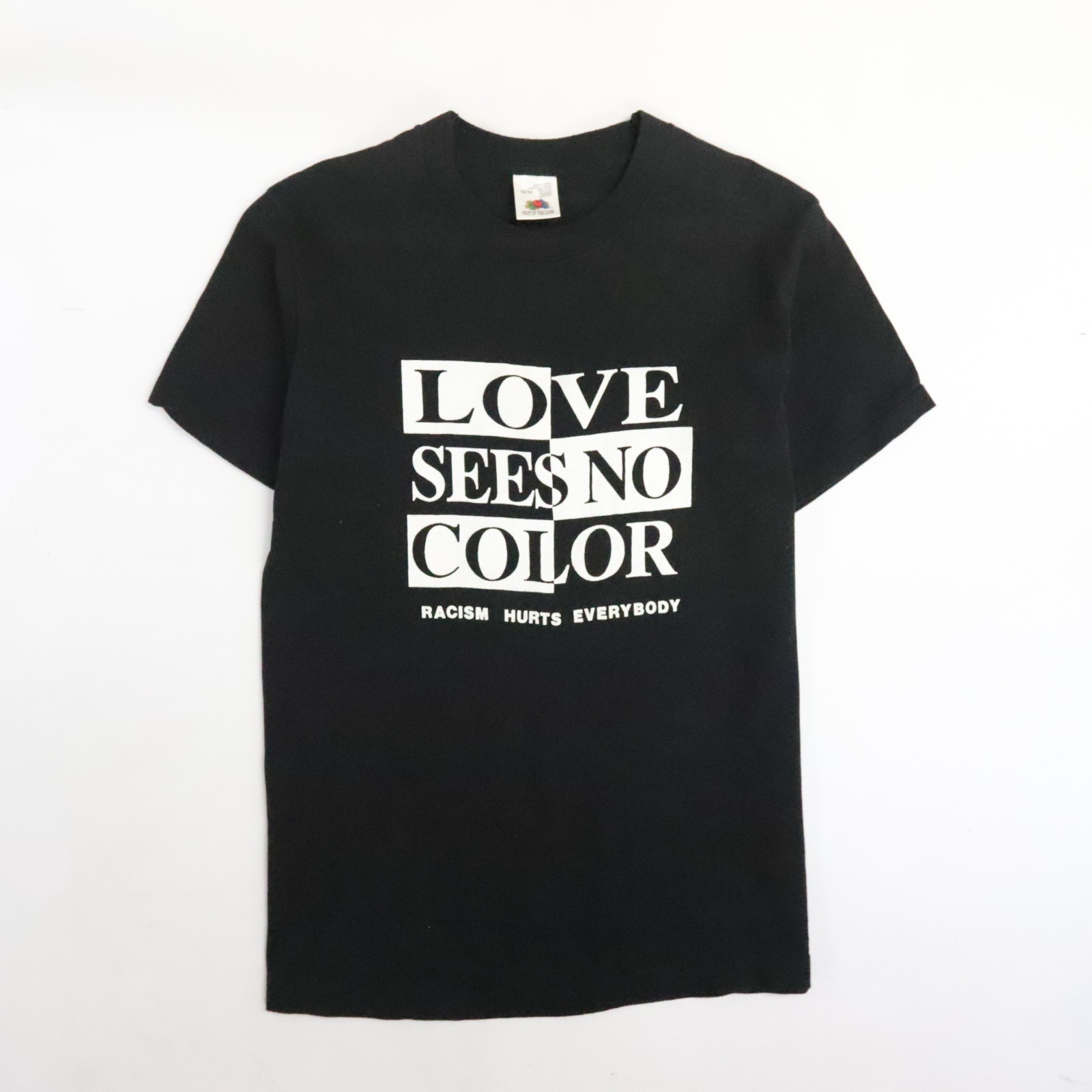 Vintage Love Sees No Color Racism Hurts Everybody T-Shirt Size Medium