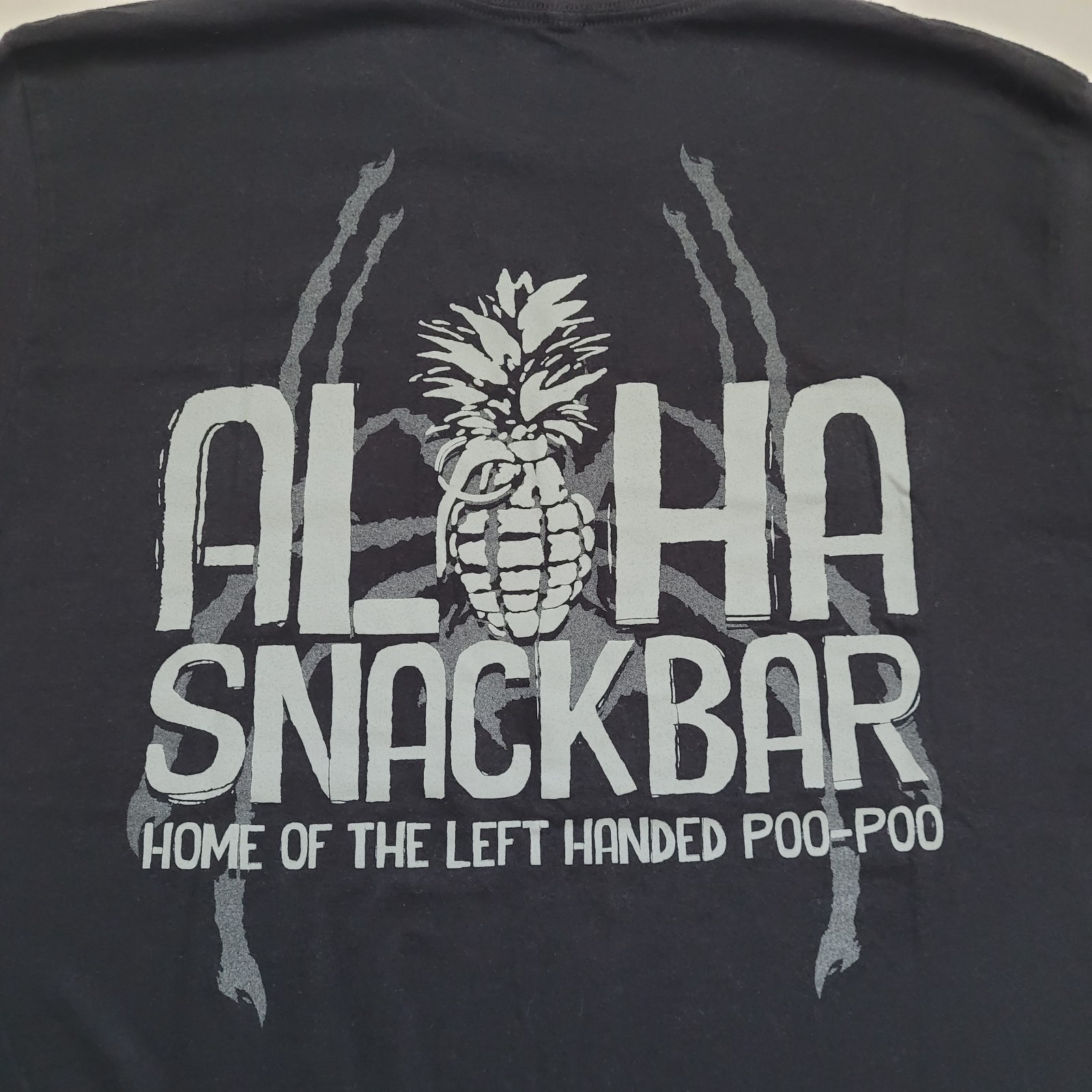 Spike’s Tactical Aloha Snackbar Pineapple Grenade Mens T Shirt Large Utility