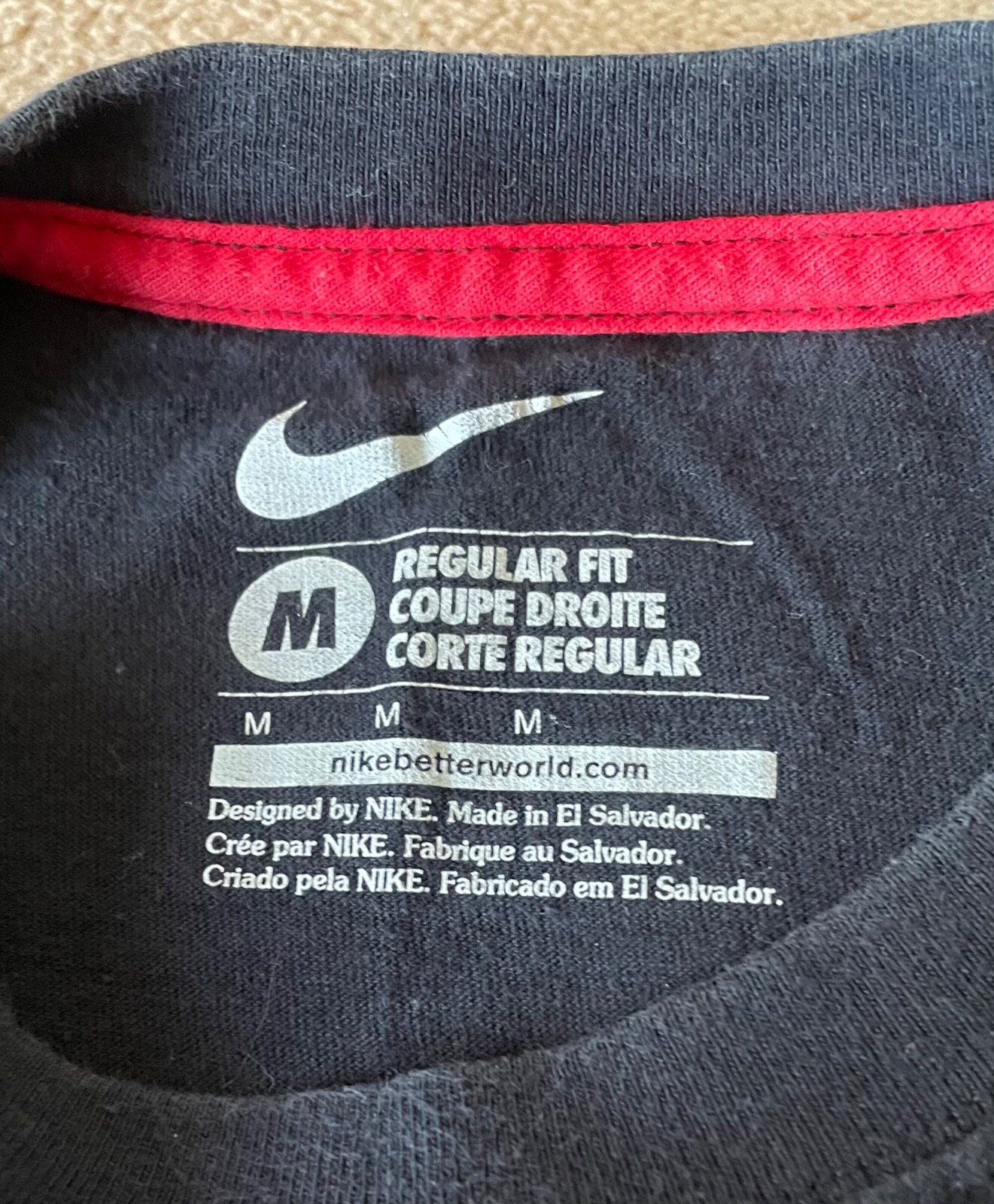 Nike Men’s Short Sleeve Graphics T-Shirt Black Size M