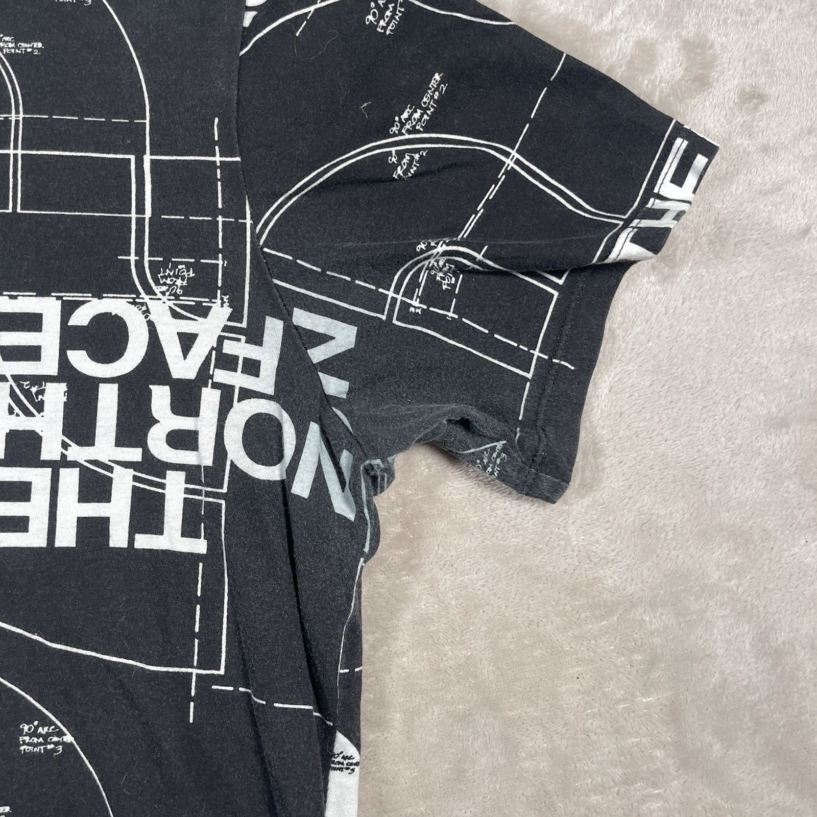 The North Face All Over Graphic Injection Print T-Shirt Men’s L Black Fading