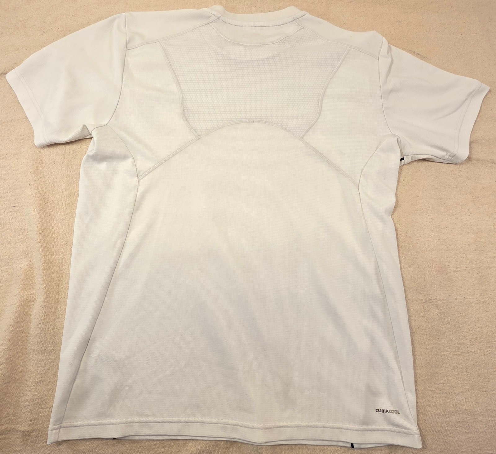 Used ADIDAS Climacool Response Mens White Tshirt 100% Polyester Shirt Size M Med