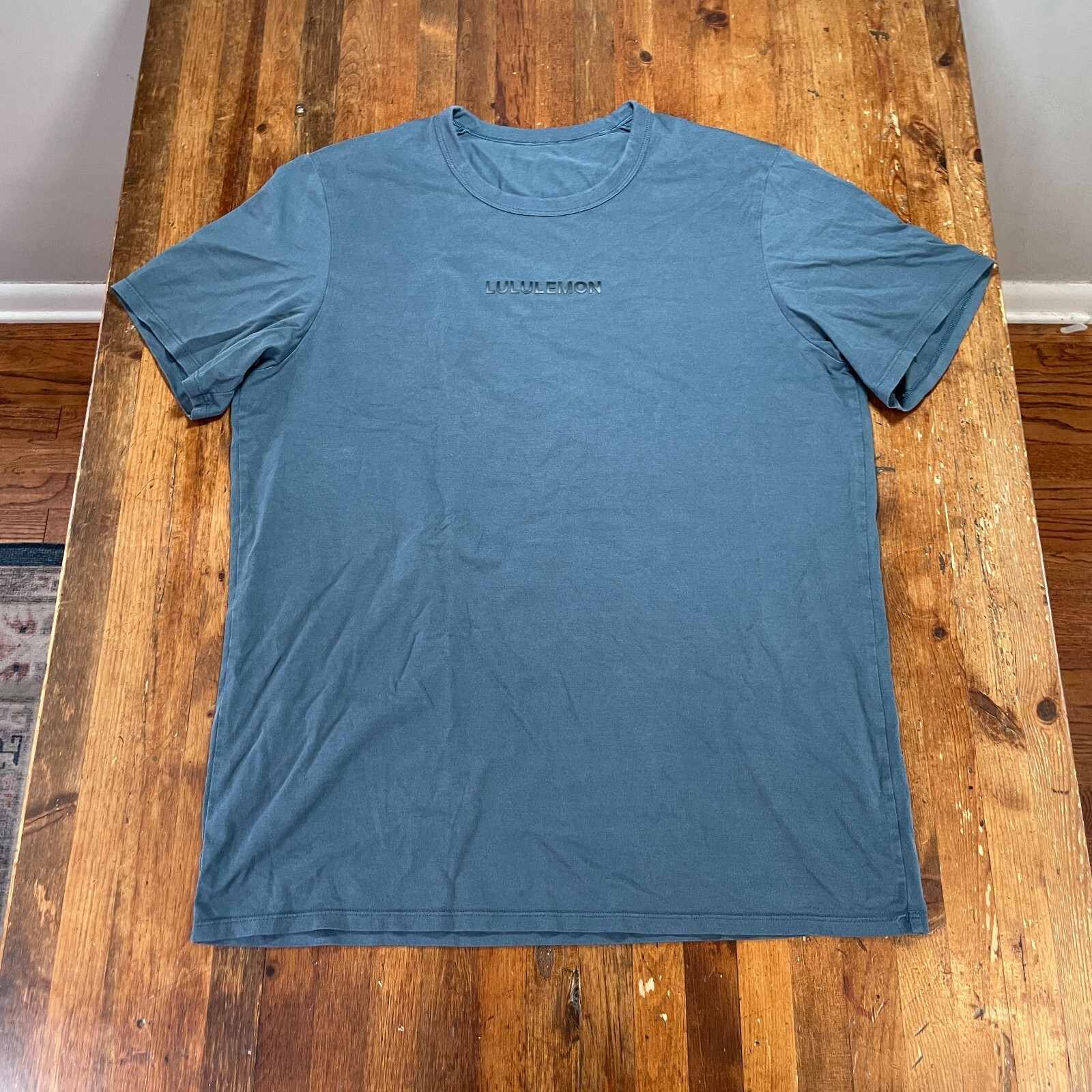 Lululemon Shirt Mens Medium Blue Tee Casual Workout Gym Athleisure Stretch