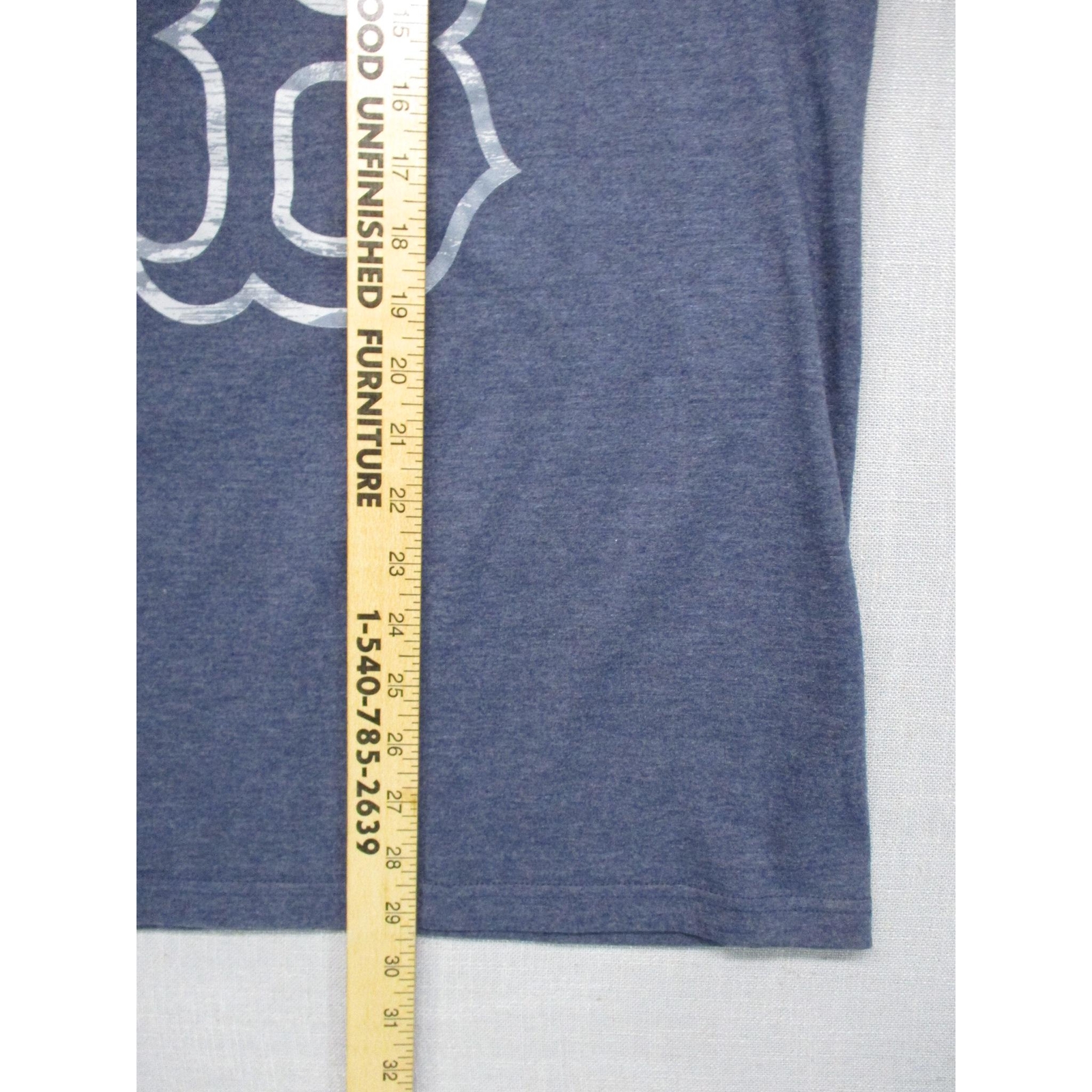 Genuine Merchandise Blue Vintage Graphic Sports Crew Neck TShirt Unisex Size L