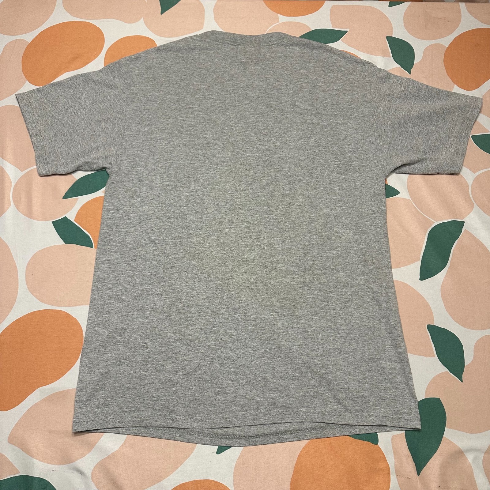 VINTAGE Nutmeg Mills Wisconsin Badgers Football Shirt Men’s Large Gray Lee Sport