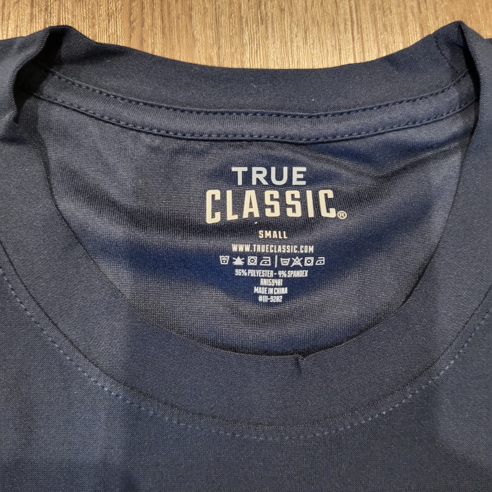 True Classic Men’s Short Sleeve Shirt Active Navy Blue Small Polyester/Spandex
