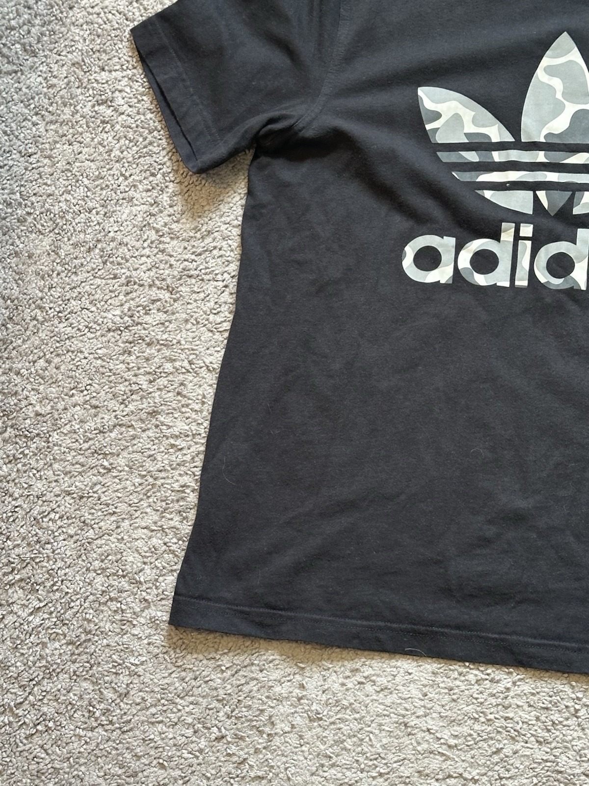adidas Originals Mens Black Camo Trefoil Graphic Logo Tee Crew Neck Size M