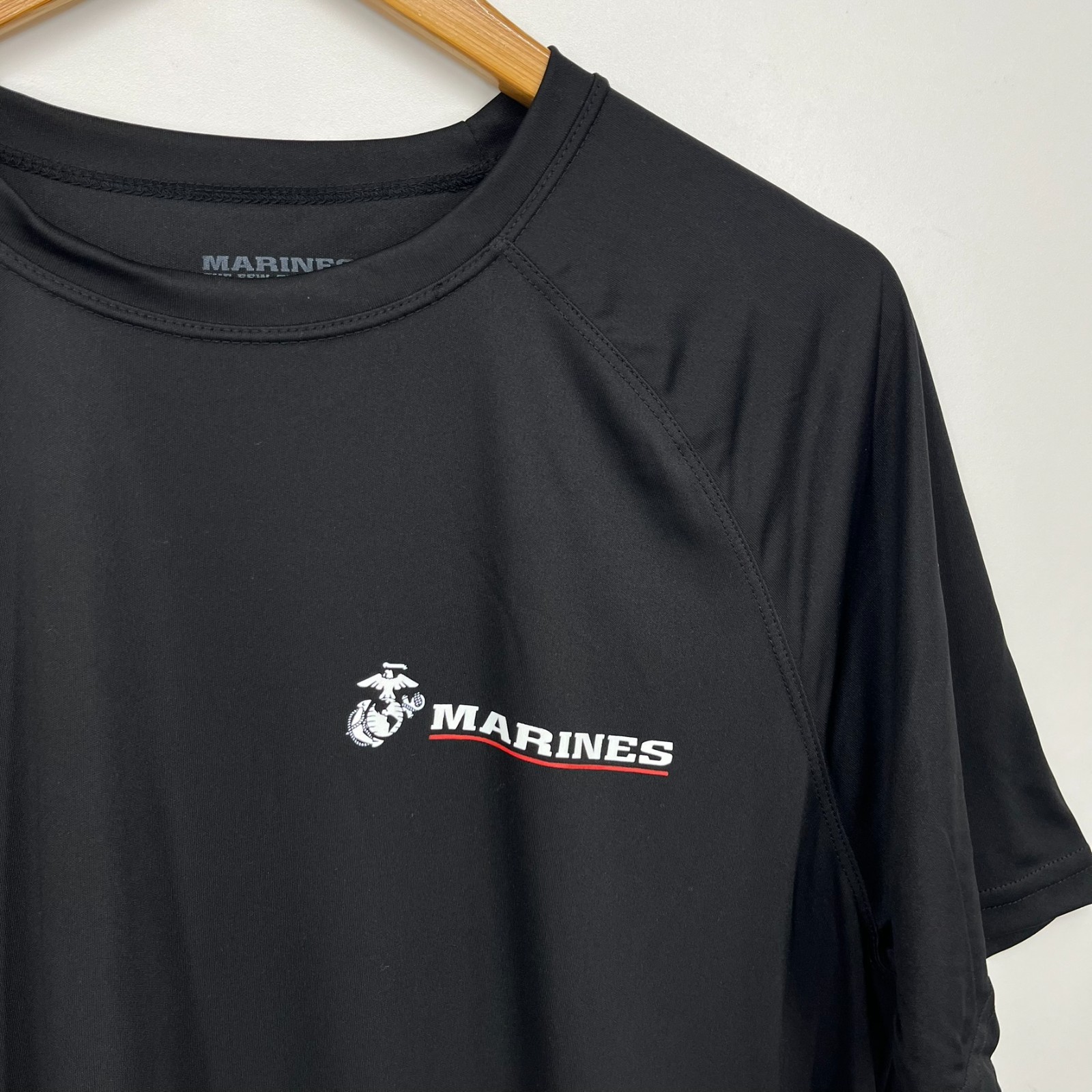 USMC Marines Short Sleeve T-Shirt Men’s Size L Black Moisture Wicking USA NWOT