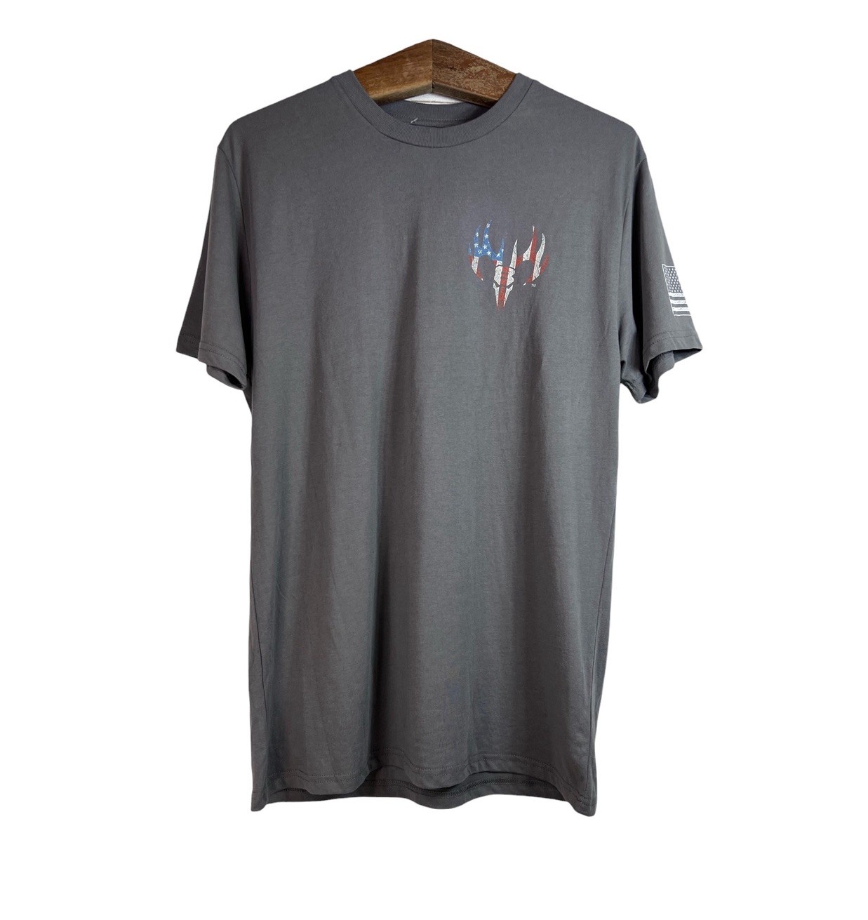 Jedco Mens Buck Wear USA Bigfoot Gray T-Shirt Size L NWT Outdoor Gorpcore