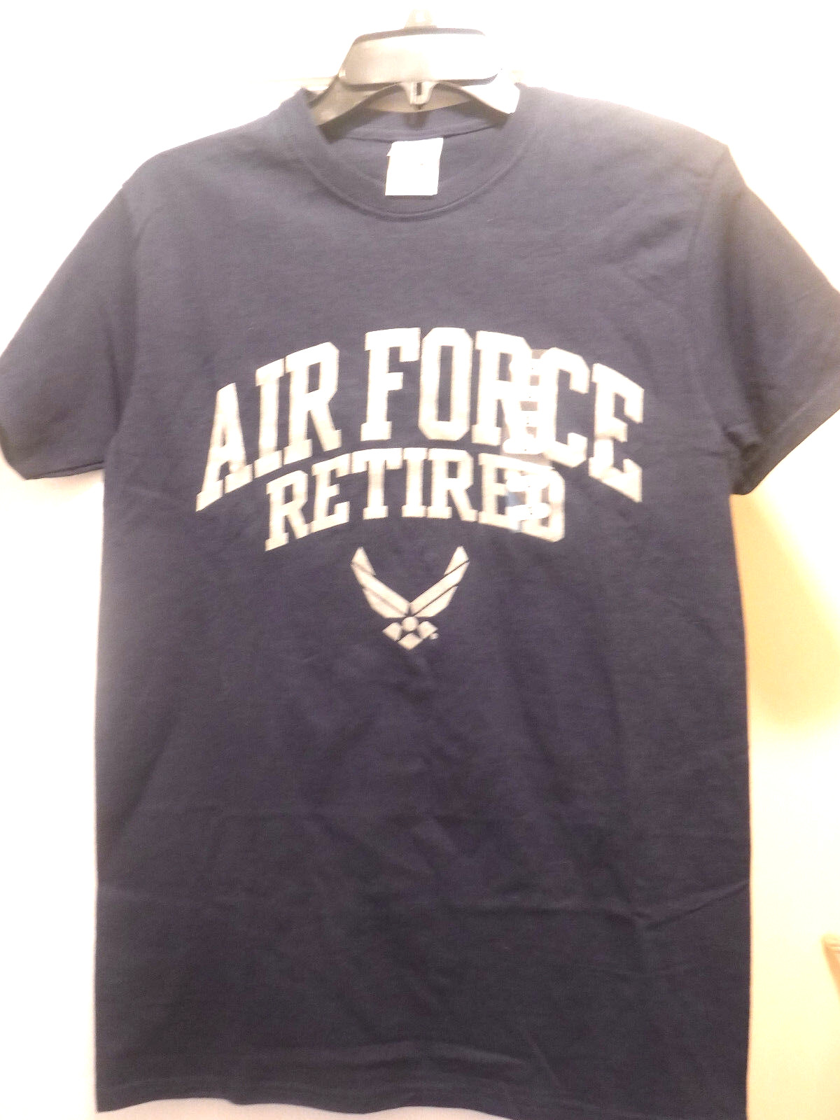 US Air Force Retired Men’s Short Sleeve T-Shirt, Navy w Silver Letters, Sz S,New