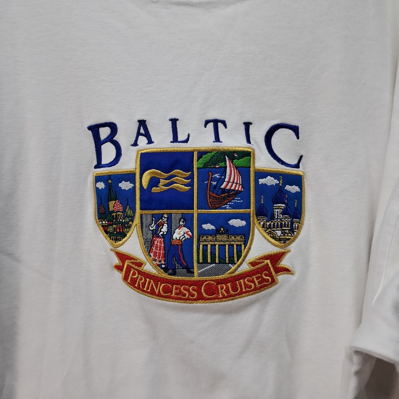 Princess Cruises Baltic Crest Embroidered White Cotton T-Shirt Mens XL 6589
