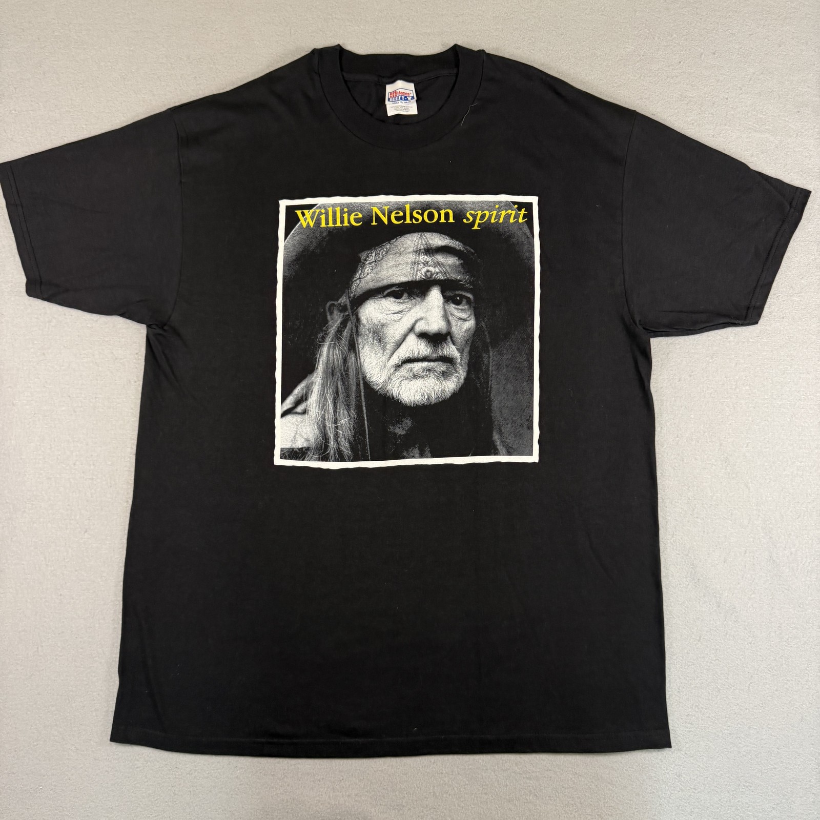 Hanes Beefy T-Shirt Men’s XL Black Willie Nelson Spirit On The Road Again Tour