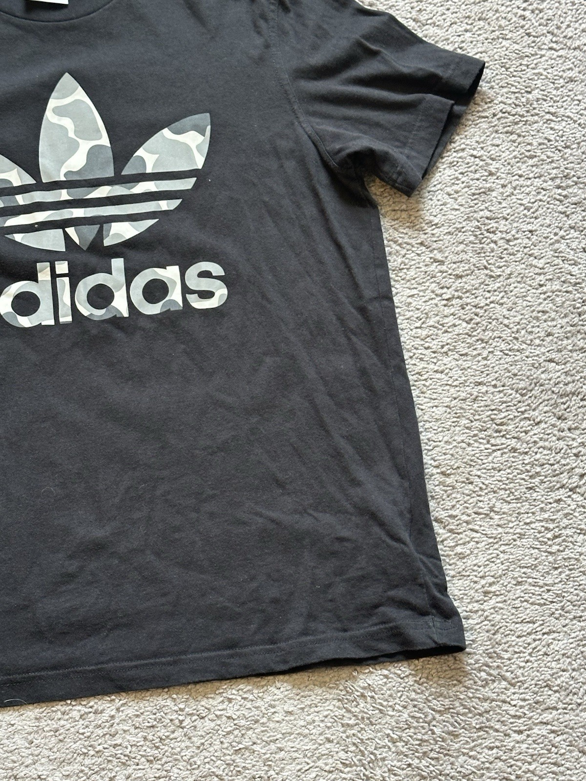 adidas Originals Mens Black Camo Trefoil Graphic Logo Tee Crew Neck Size M