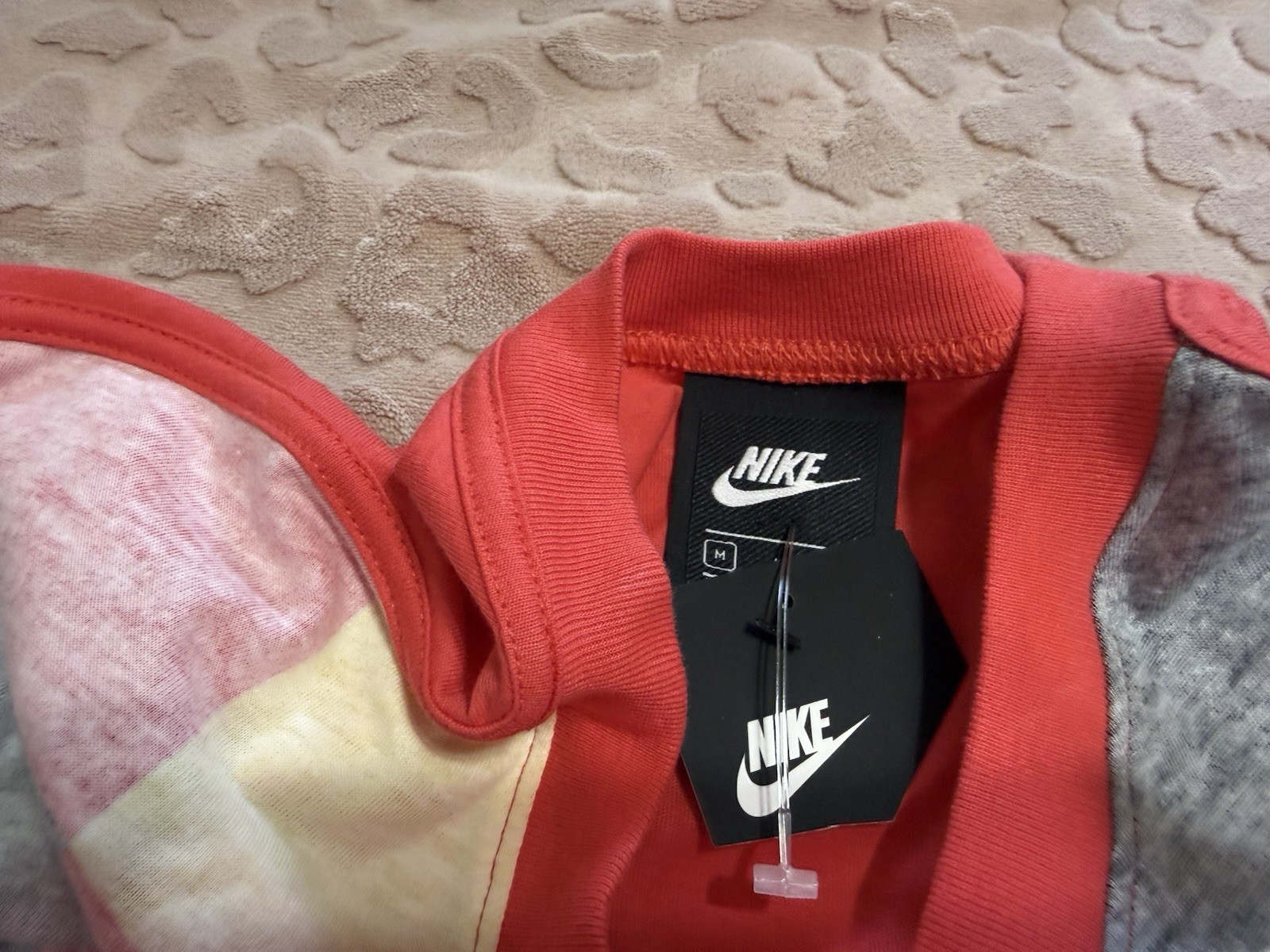 Nike NSW Box Check Multi Color Knit Patchwork T-Shirt Loose Fit Medium NWT
