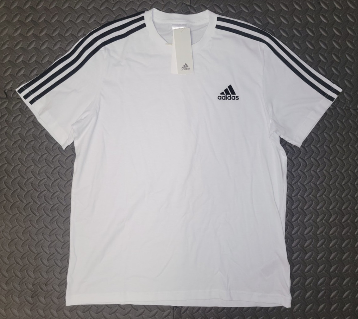 NEW MEN’S ADIDAS ORIGINALS 3 STRIPES TEE SHIRT ~SIZE MEDIUM #GL3732