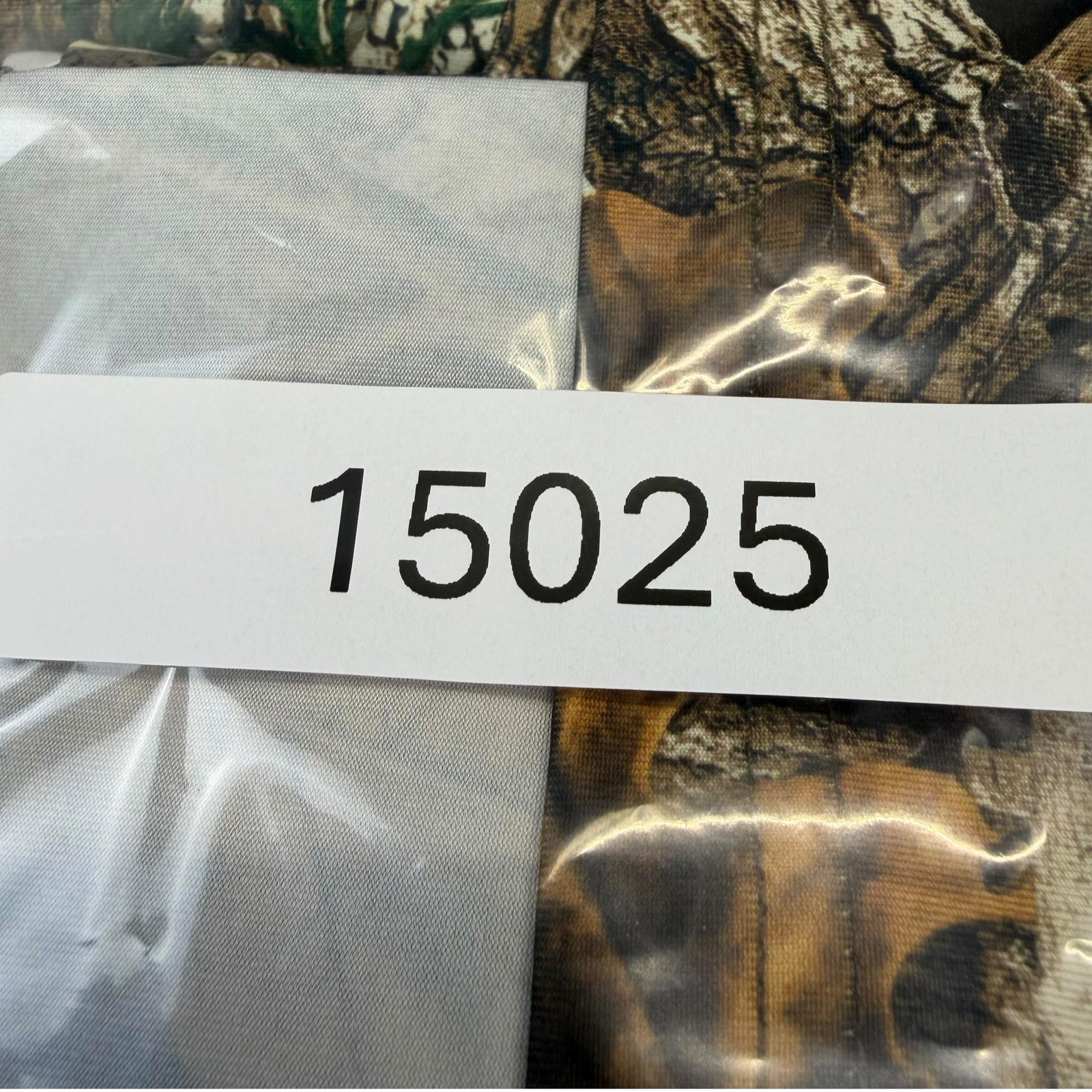 Realtree Shirt Mens L Brown Camo LOT OF 2 Long Sleeve Crewneck Polyester Spandex