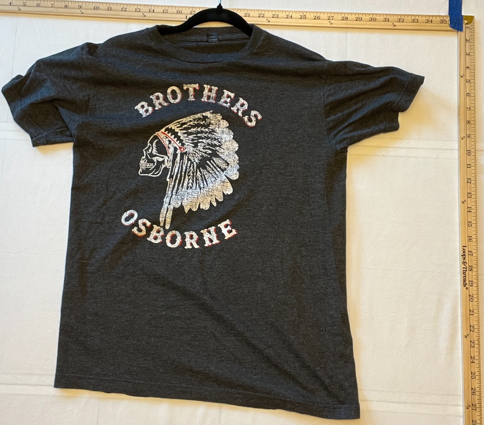 Brothers Osborne Vintage T-Shirt Skull Native Indian Headdress Gray
