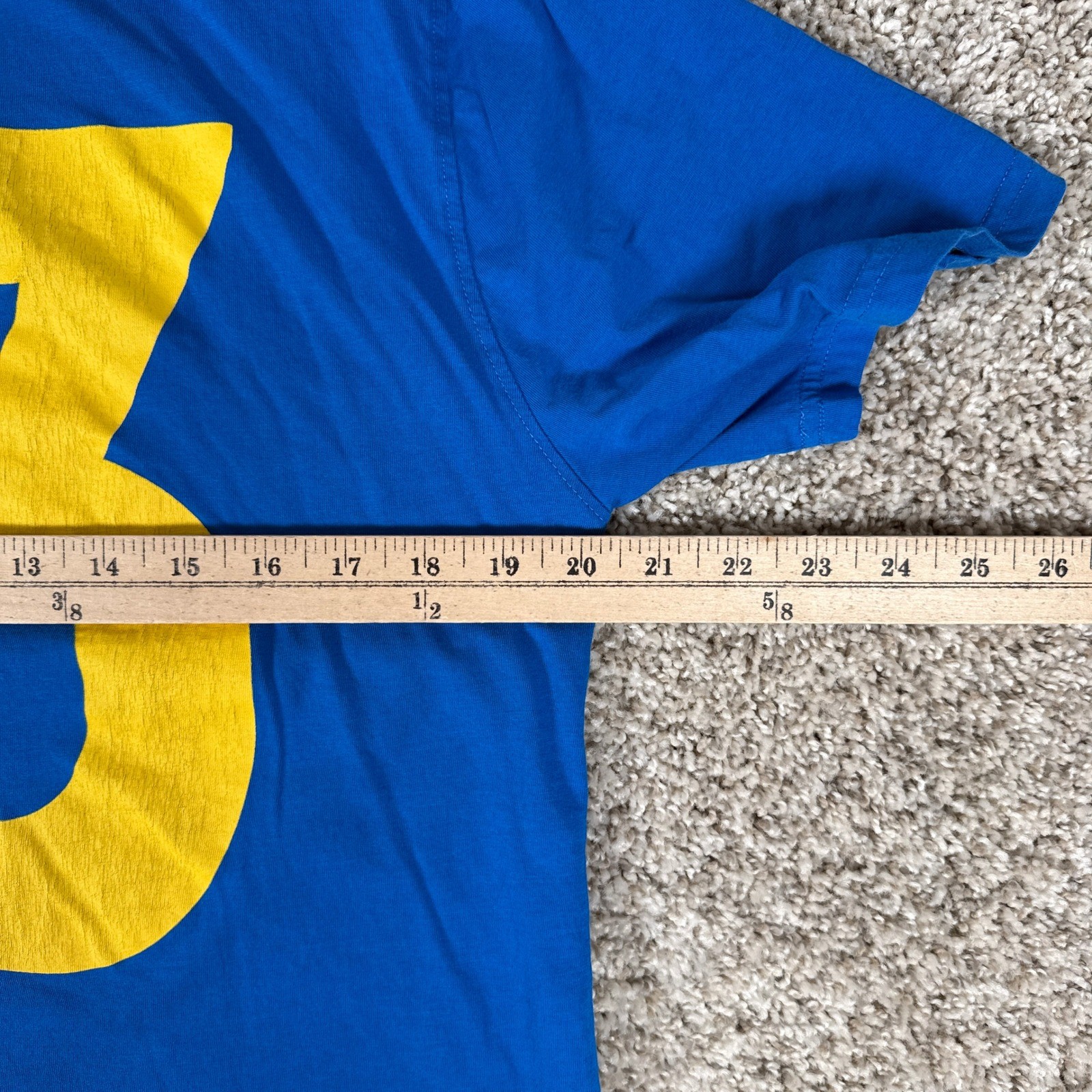 Fallout Vault 33 Graphic T Shirt Mens Large Blue Yellow Gaming Tee 2024 Amazon