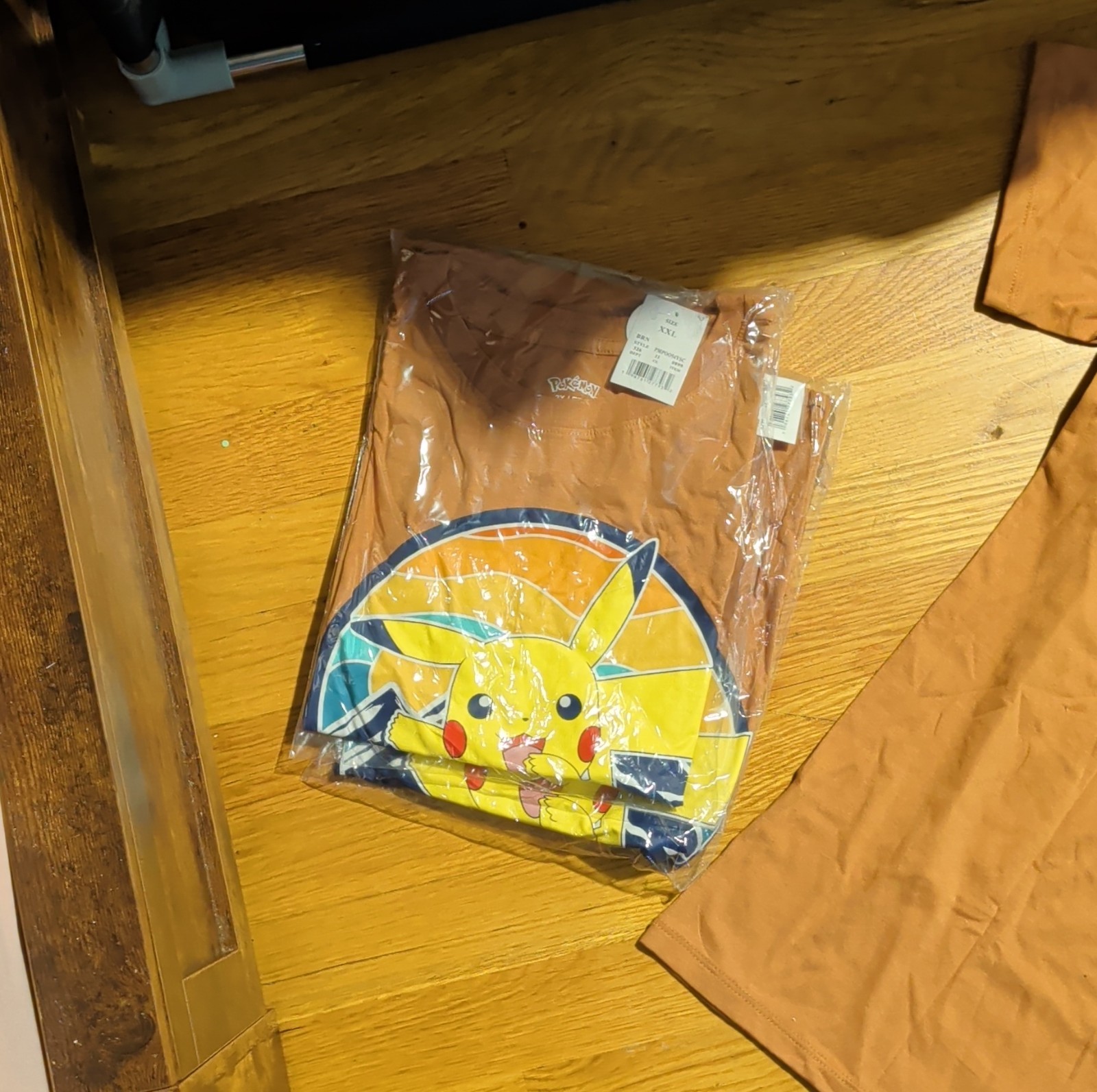 Pokémon Pikachu Kid’s Brown Graphic Print Crew Neck Short Sleeve T-Shirt XXL NWT