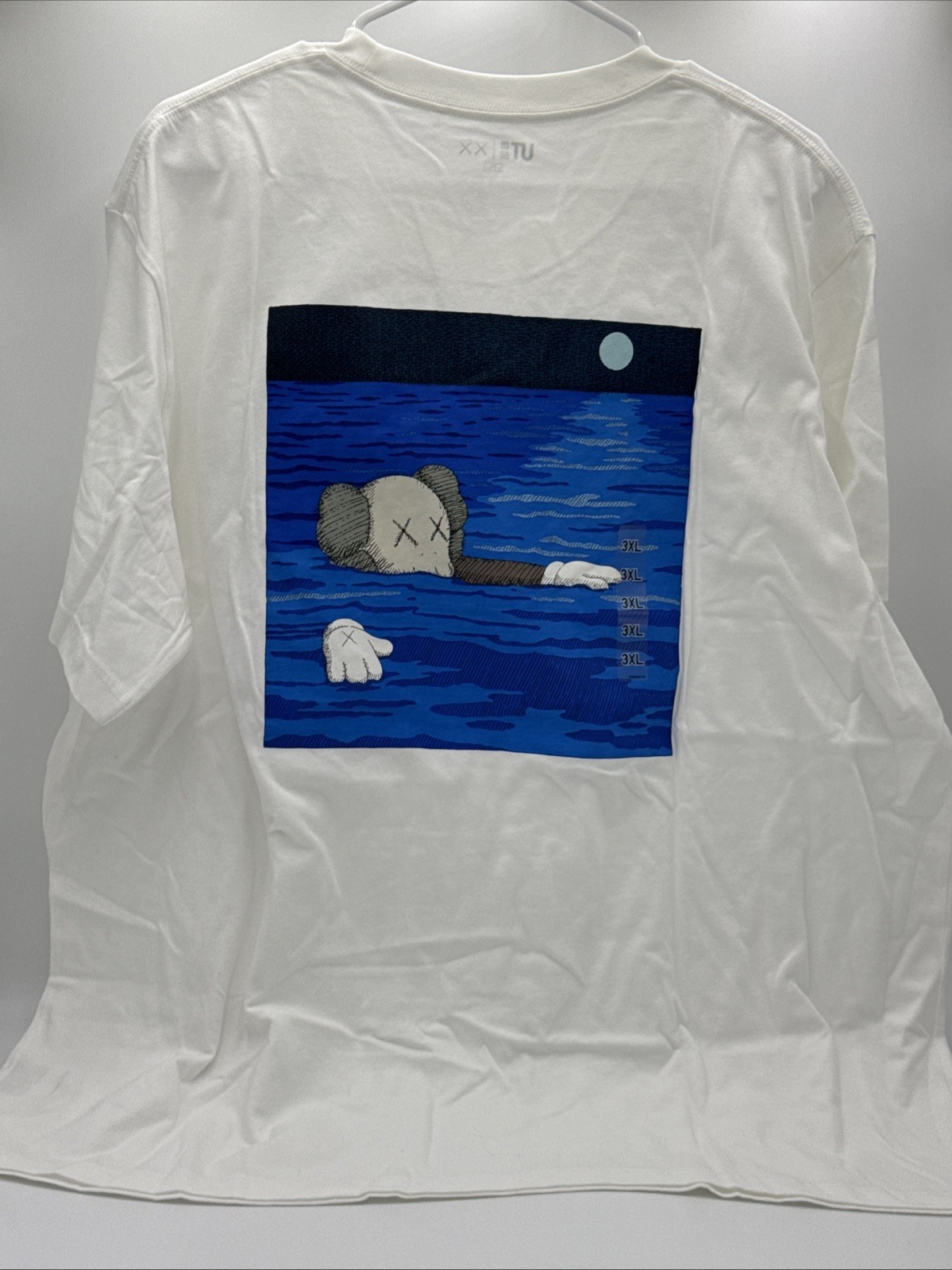 KAWS x Uniqlo Graphic T-Shirt Tee Artbook Cover White FW23 US Size 3XL