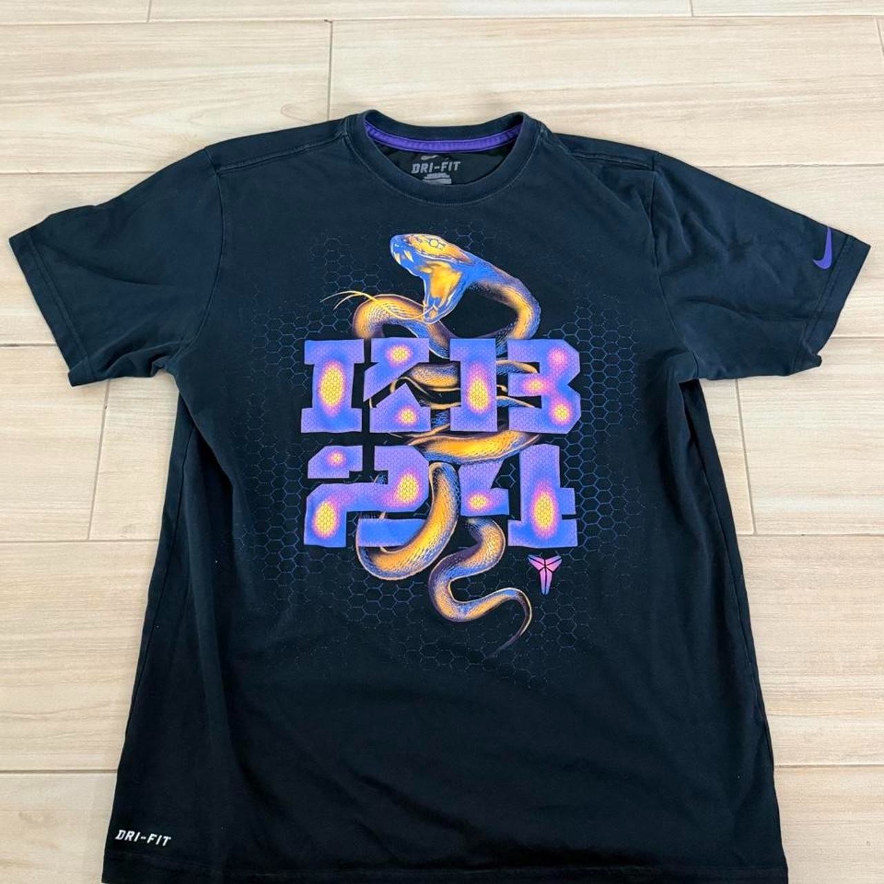 Retro nike kobe shirt mens size M
