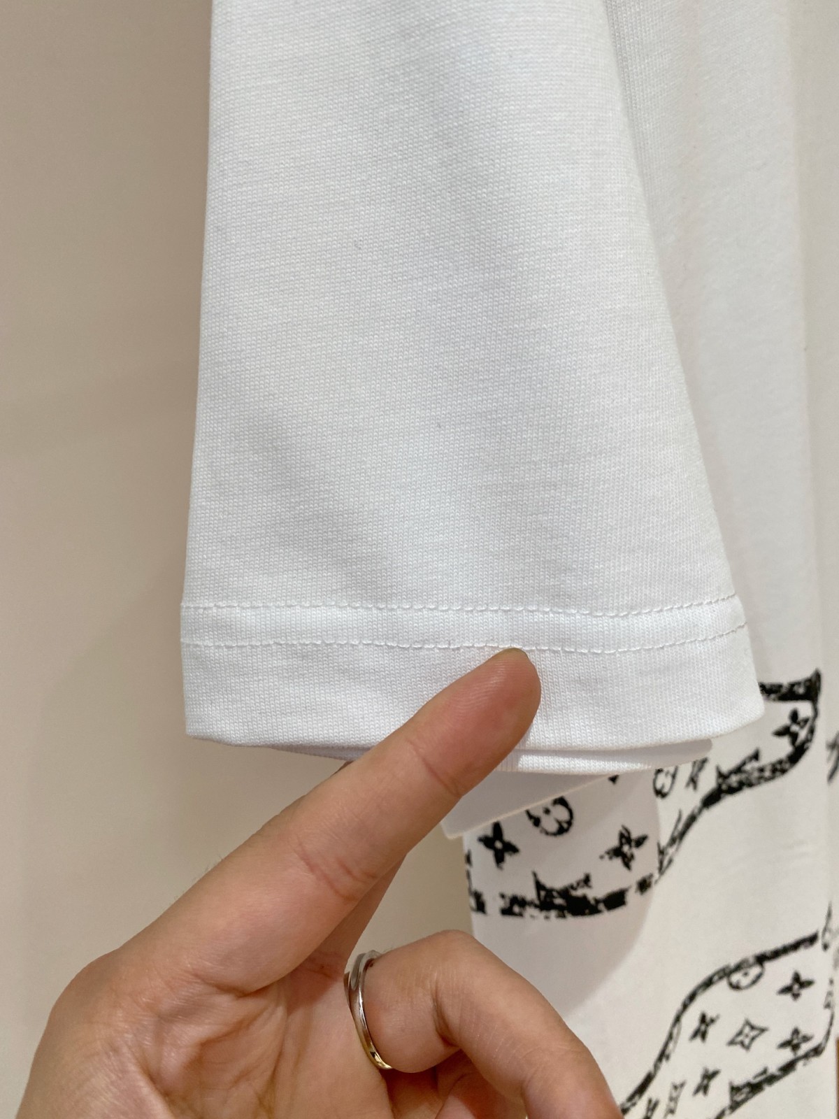 men white short sleeve men round neck T-shirt size M/L/XL