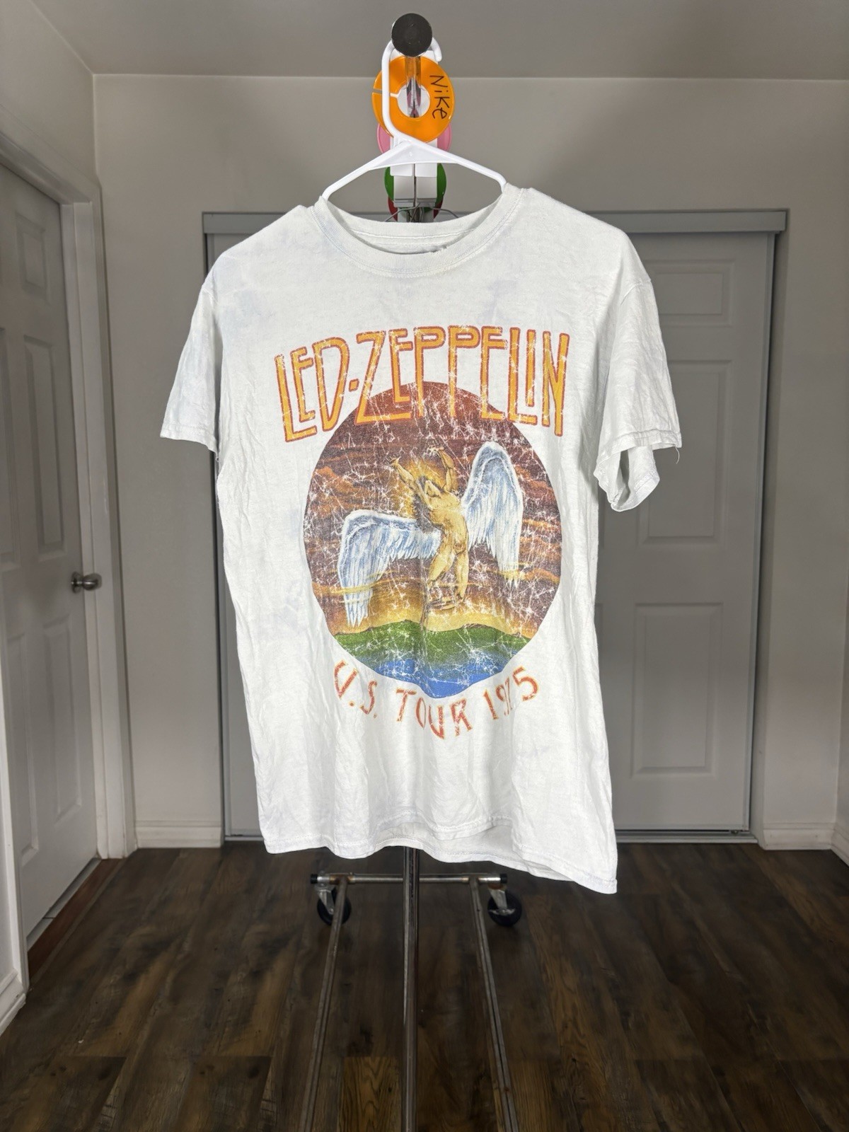 Led Zeppelin U.S. Tour 1975 Graphic Logo Unisex White Crew Neck Tee S/M