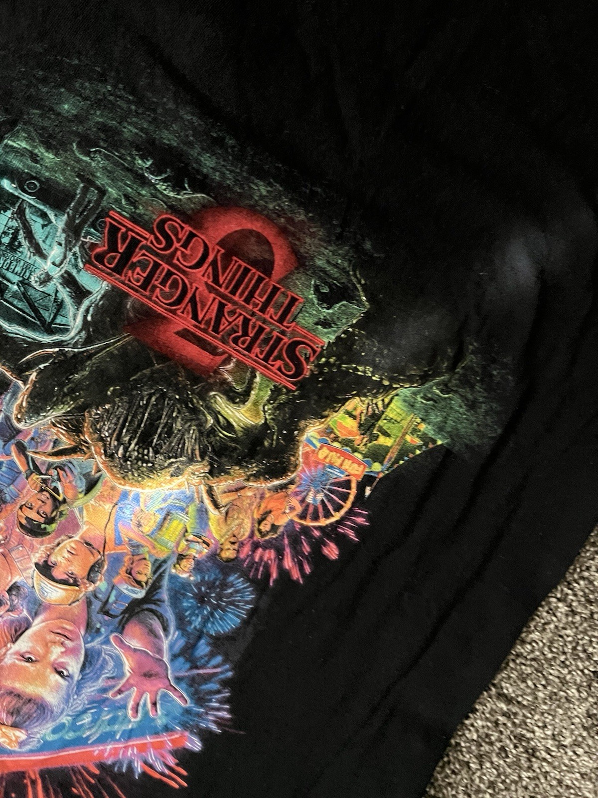Stranger Things Season 3 Poster Graphic T-shirt Men’s Sz M Women’s Sz L *EUC*