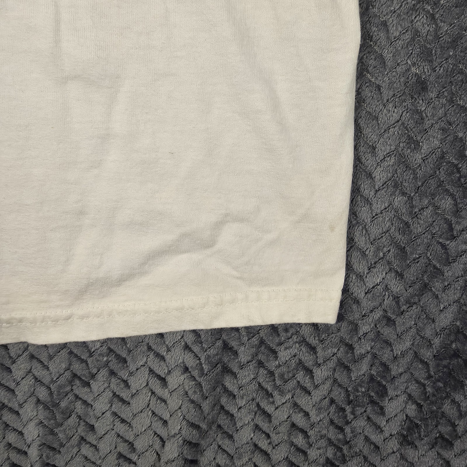 Dick’s Bar Grill Fun Run T Shirt Men’s XL White Hudson Wisconsin 2009