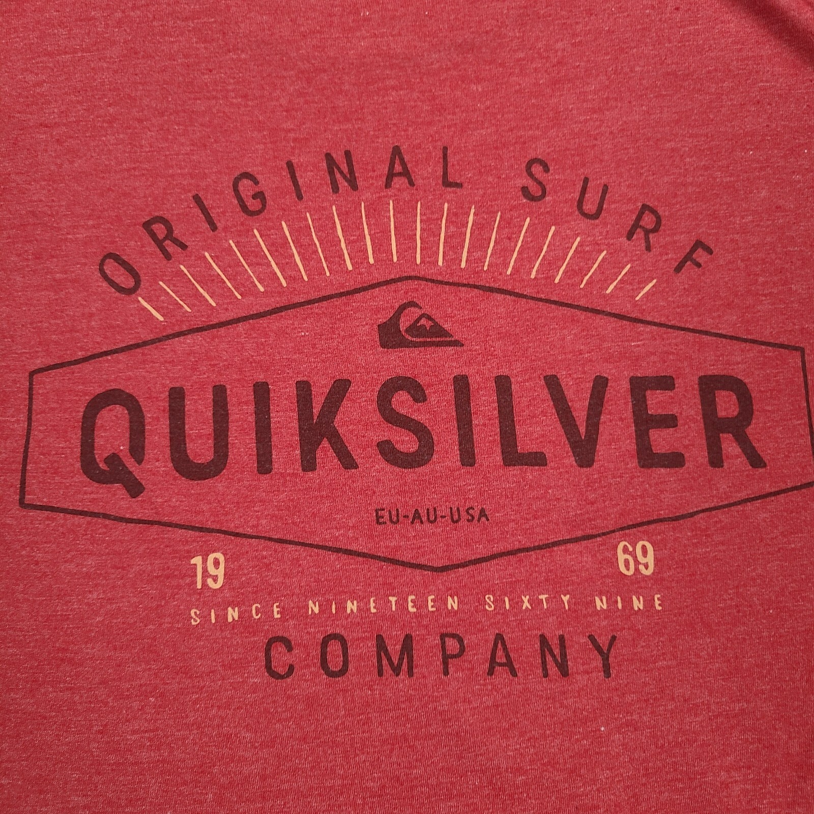 Quiksilver Shirt Mens Small Red Beach Casual Comfort Stylish Outdoor Regular Fit