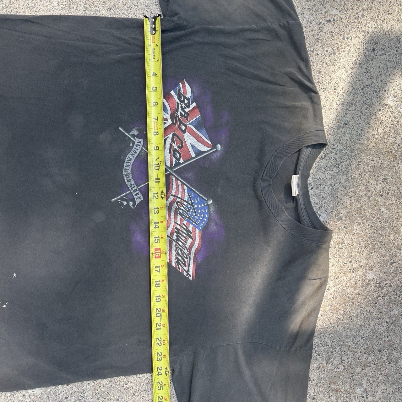 Vintage Bad Co Ted Nugent Band Tour T-Shirt Size L Distressed Faded Grunge