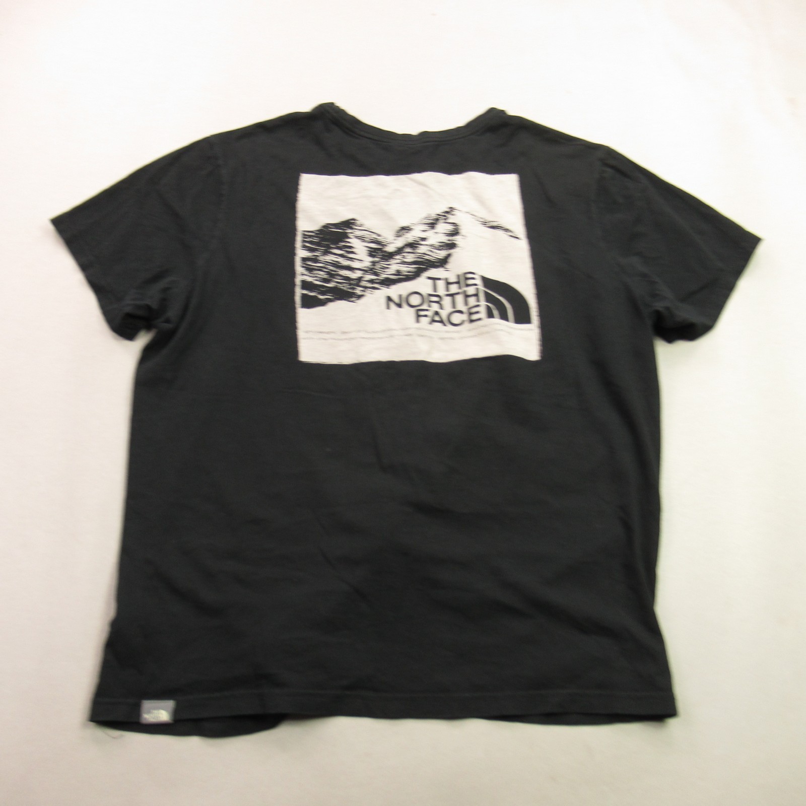 North Face Shirt Mens Large Black Short Sleeve Crew Neck Lightweight Casual