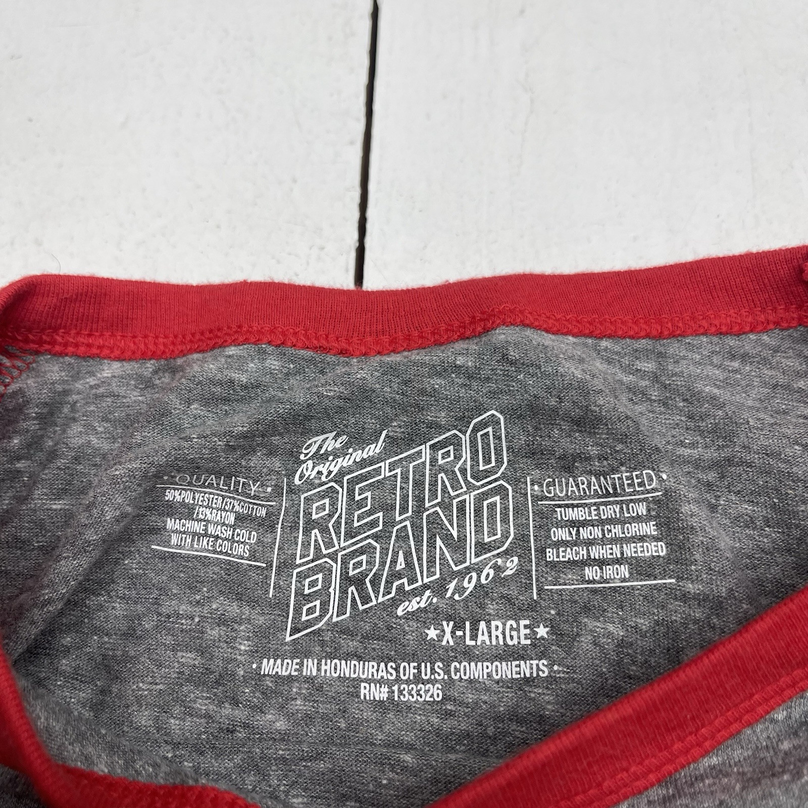 Retro Brand Gray & Red Louisville Slugger Hillerich & Bradsby Co T Shirt Mens XL