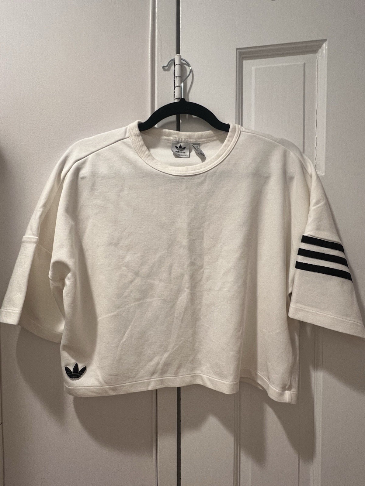 adidas Adicolor Neuclassics T-shirt