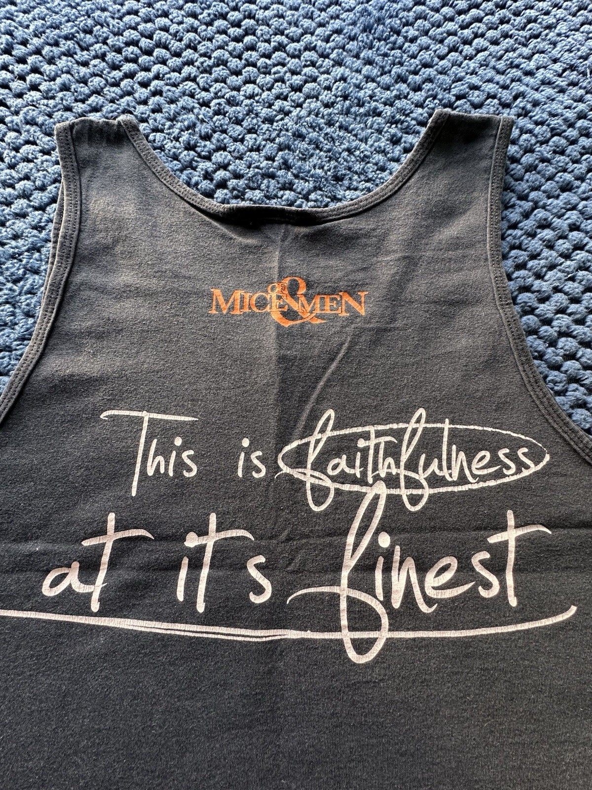 Gildan Ultra Cotton Of Mice & Men Band Graphic Gray Tank Top Scoop Neck S