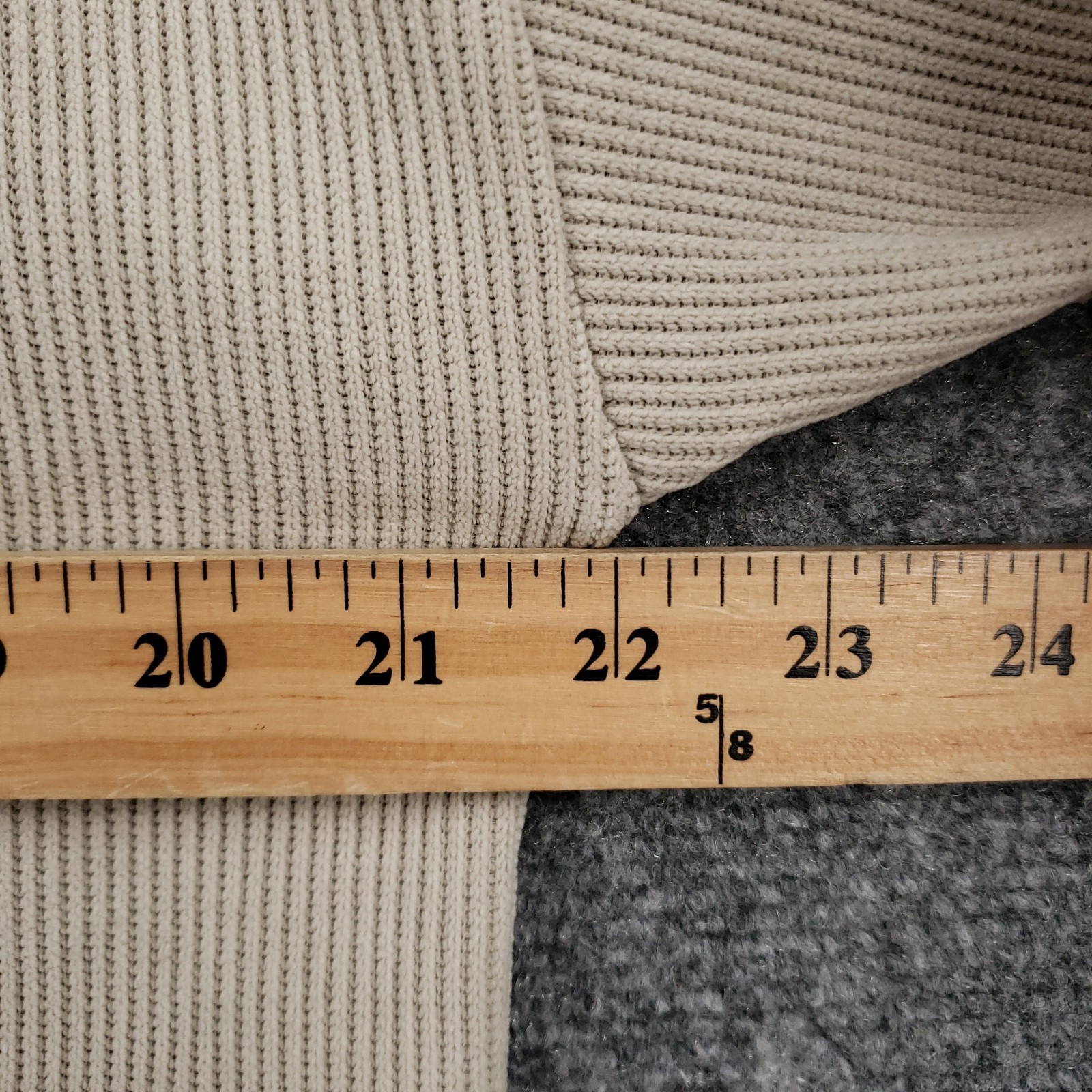Negative Space Ribbed Knit Oversized T Shirt Mens Small Tan Crewneck Athleisure